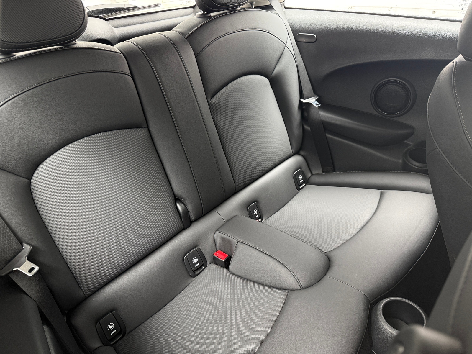 Thumbnail: 2024 MINI Cooper Hardtop - 5