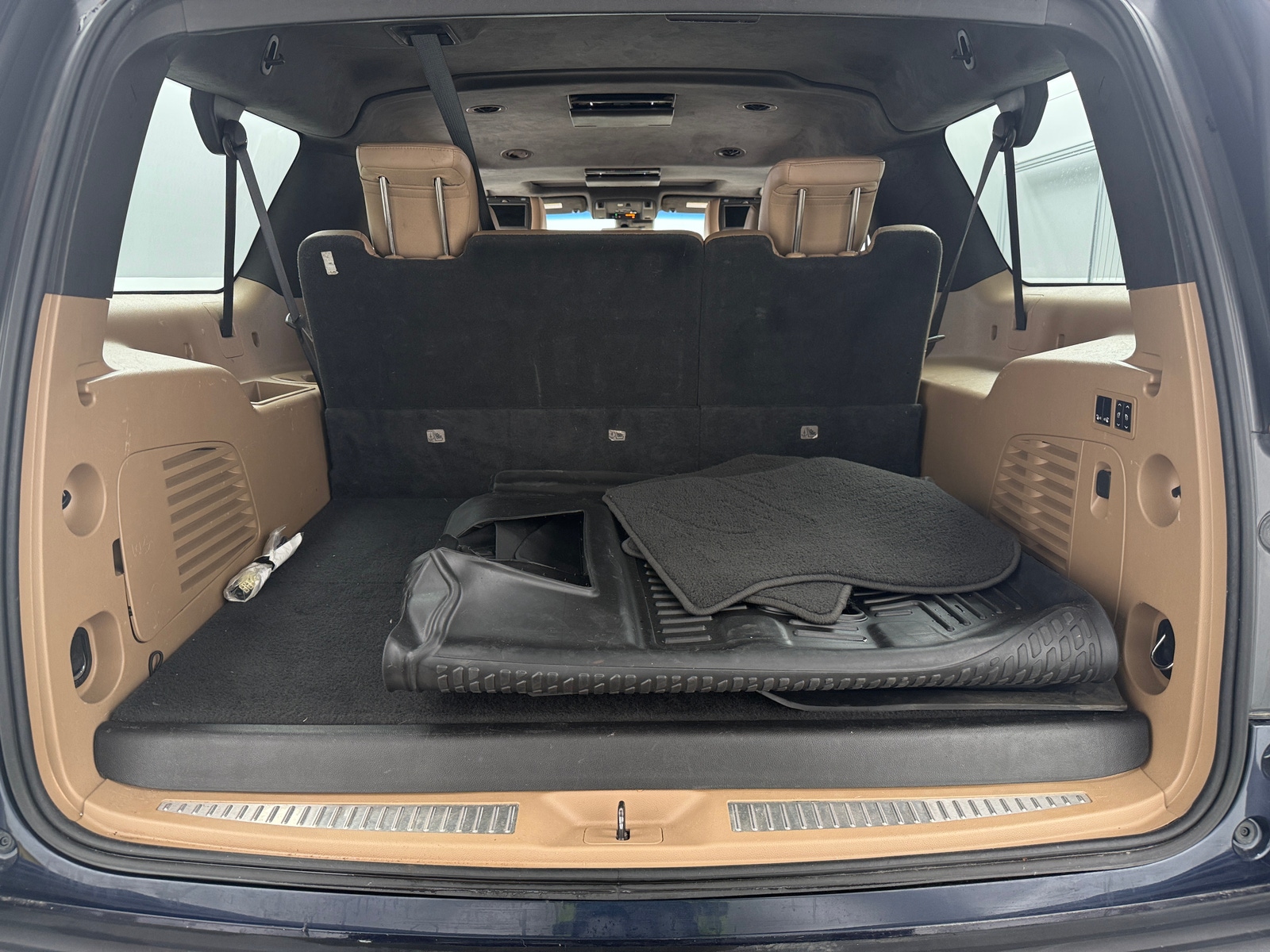 Thumbnail: 2018 Cadillac Escalade - 6