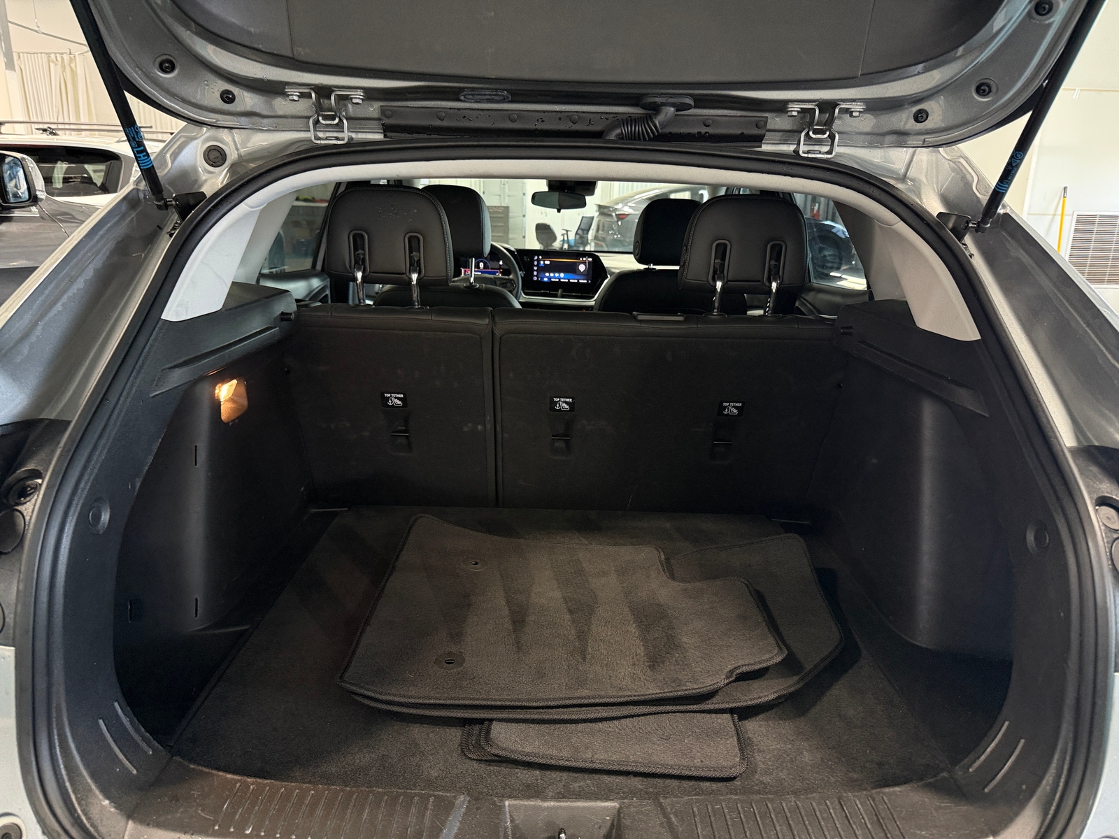 Thumbnail: 2025 Chevrolet Trax - 7