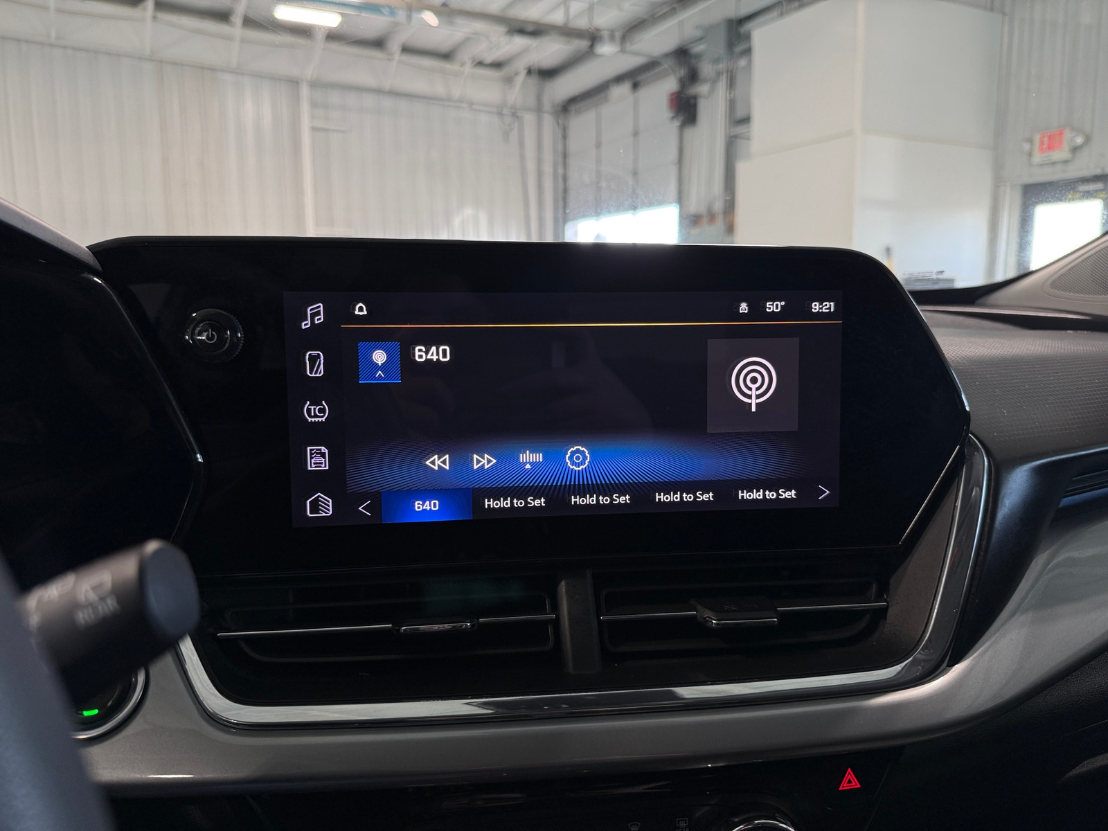 Thumbnail: 2025 Chevrolet Trax - 4