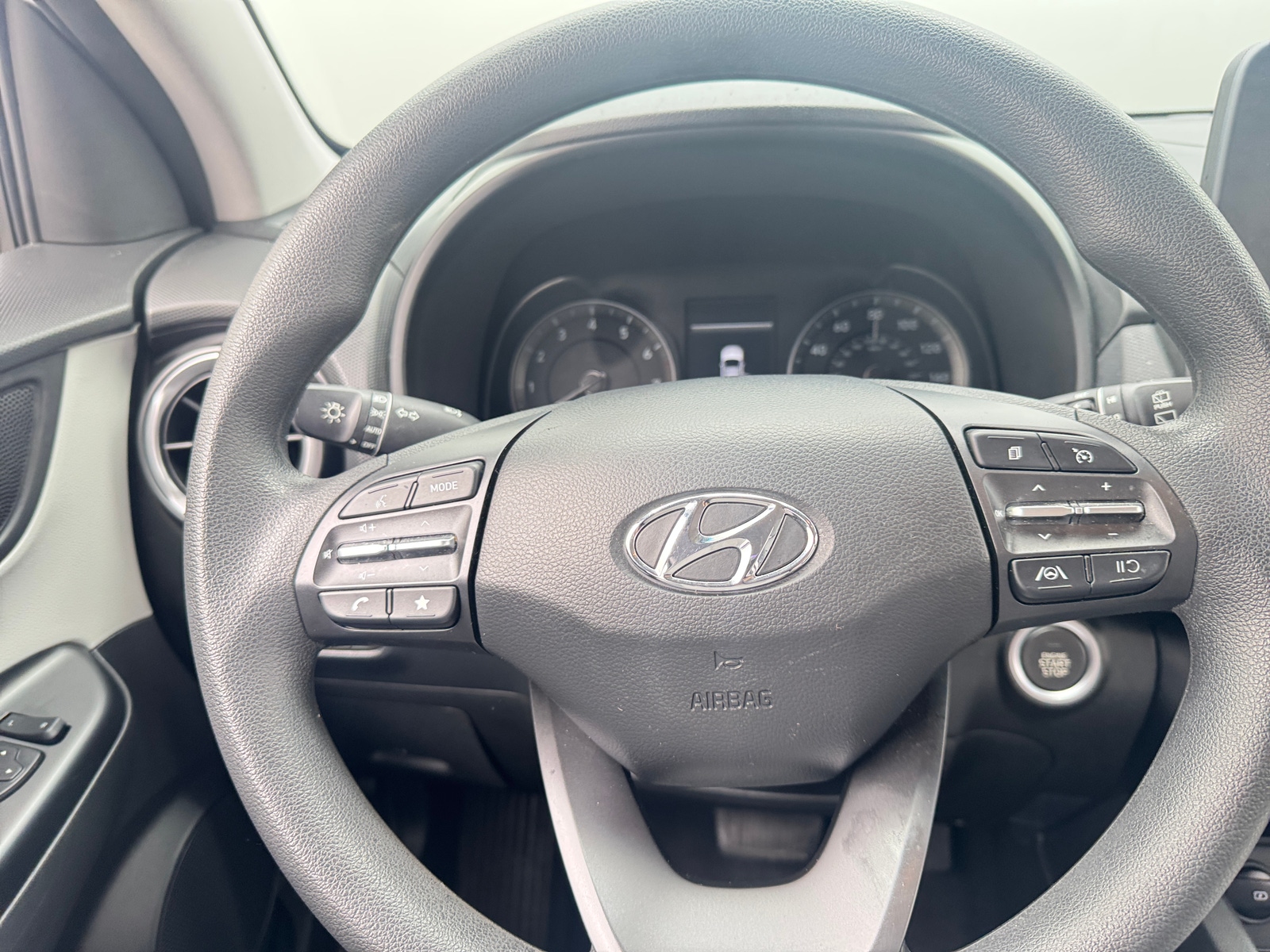 Thumbnail: 2022 Hyundai Kona - 5