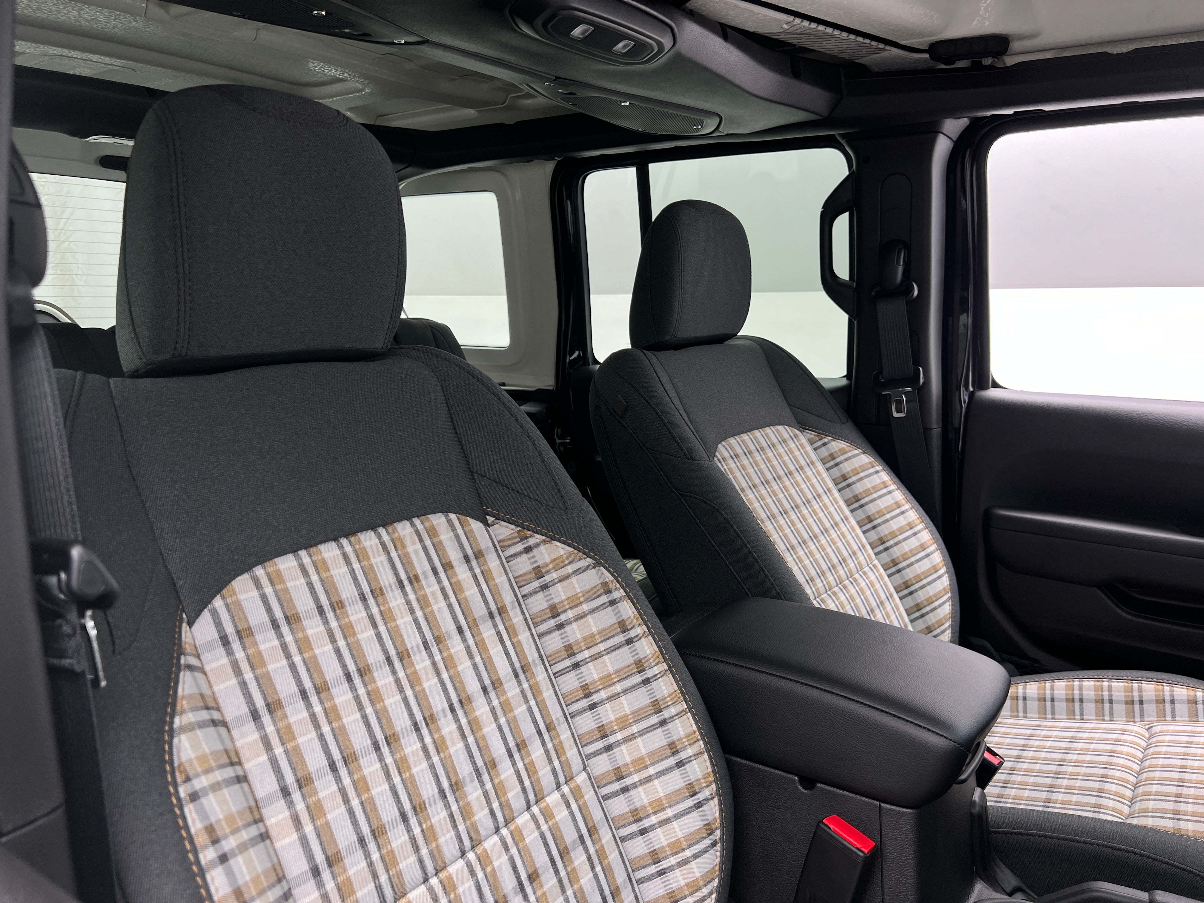 2026 Jeep Wrangler 85th Anniversary Edition's photo