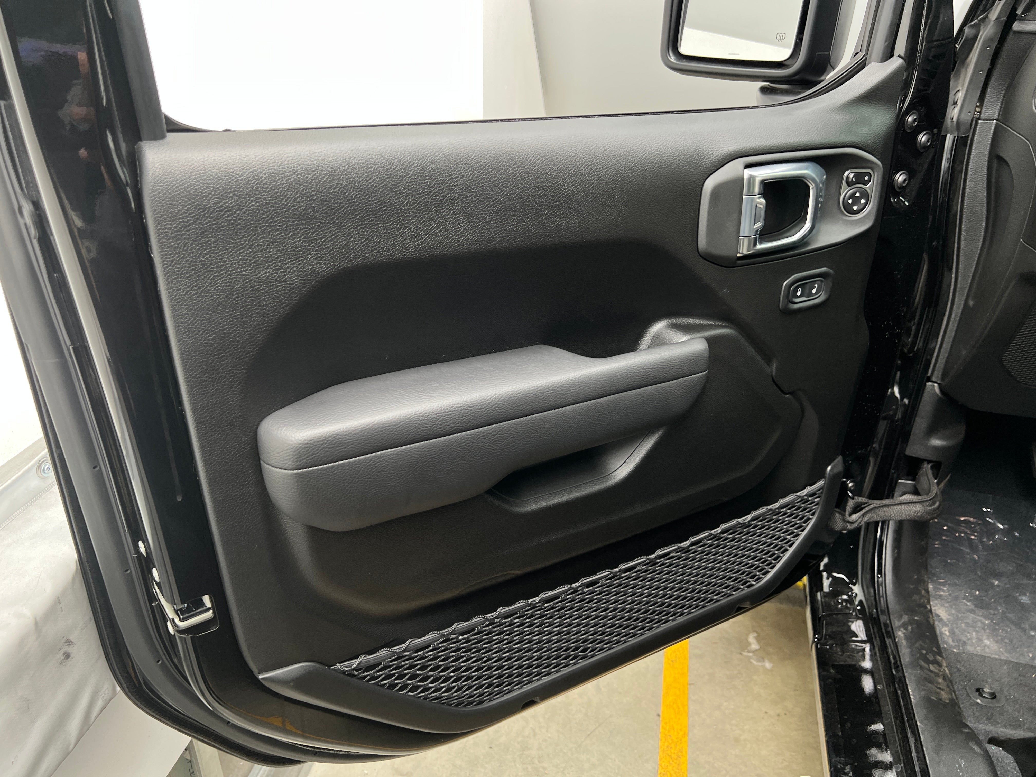 2026 Jeep Wrangler 85th Anniversary Edition's photo