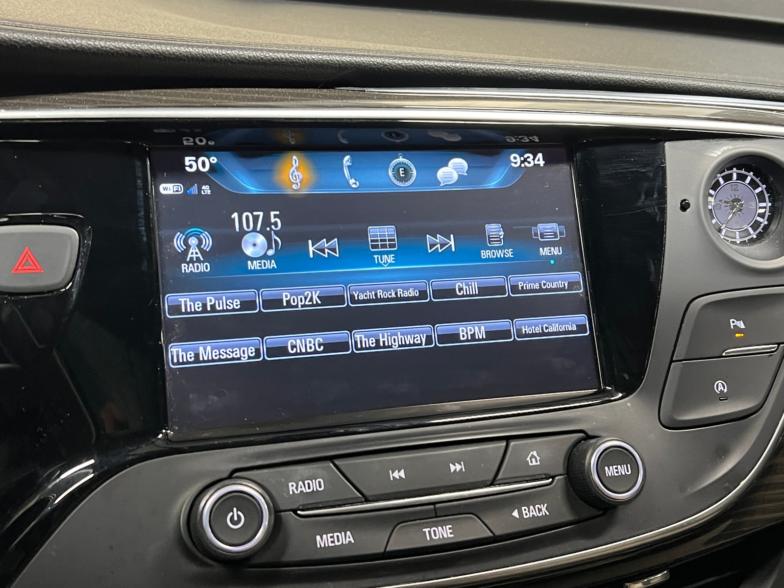Thumbnail: 2020 Buick Envision - 3