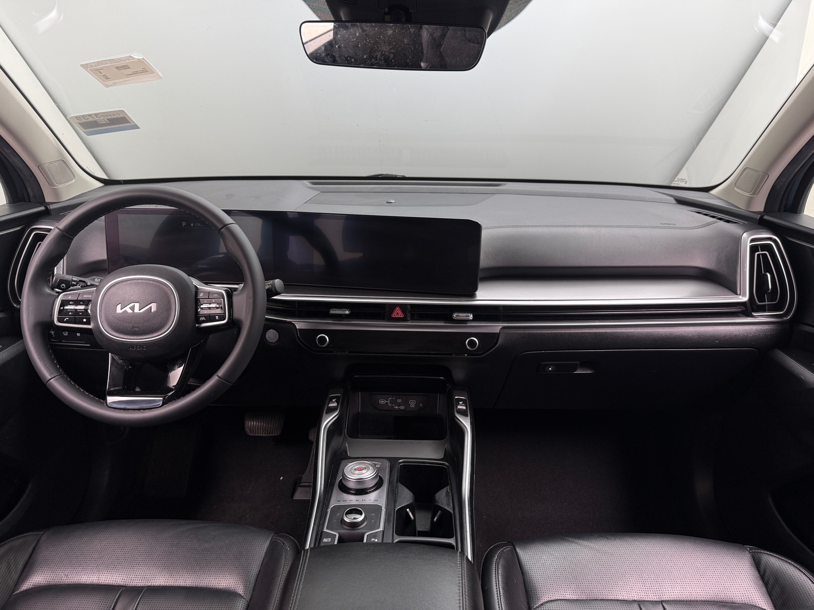 Thumbnail: 2025 Kia Sorento - 2
