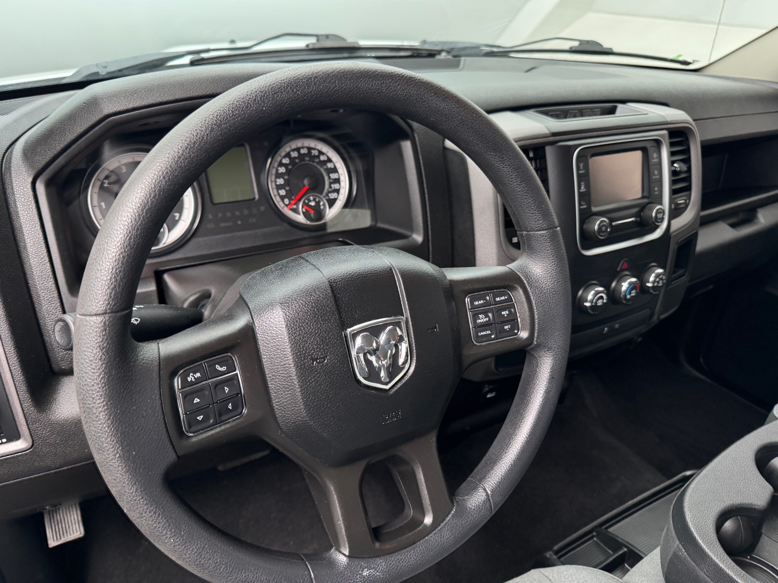 Thumbnail: 2022 RAM 1500 Classic - 5