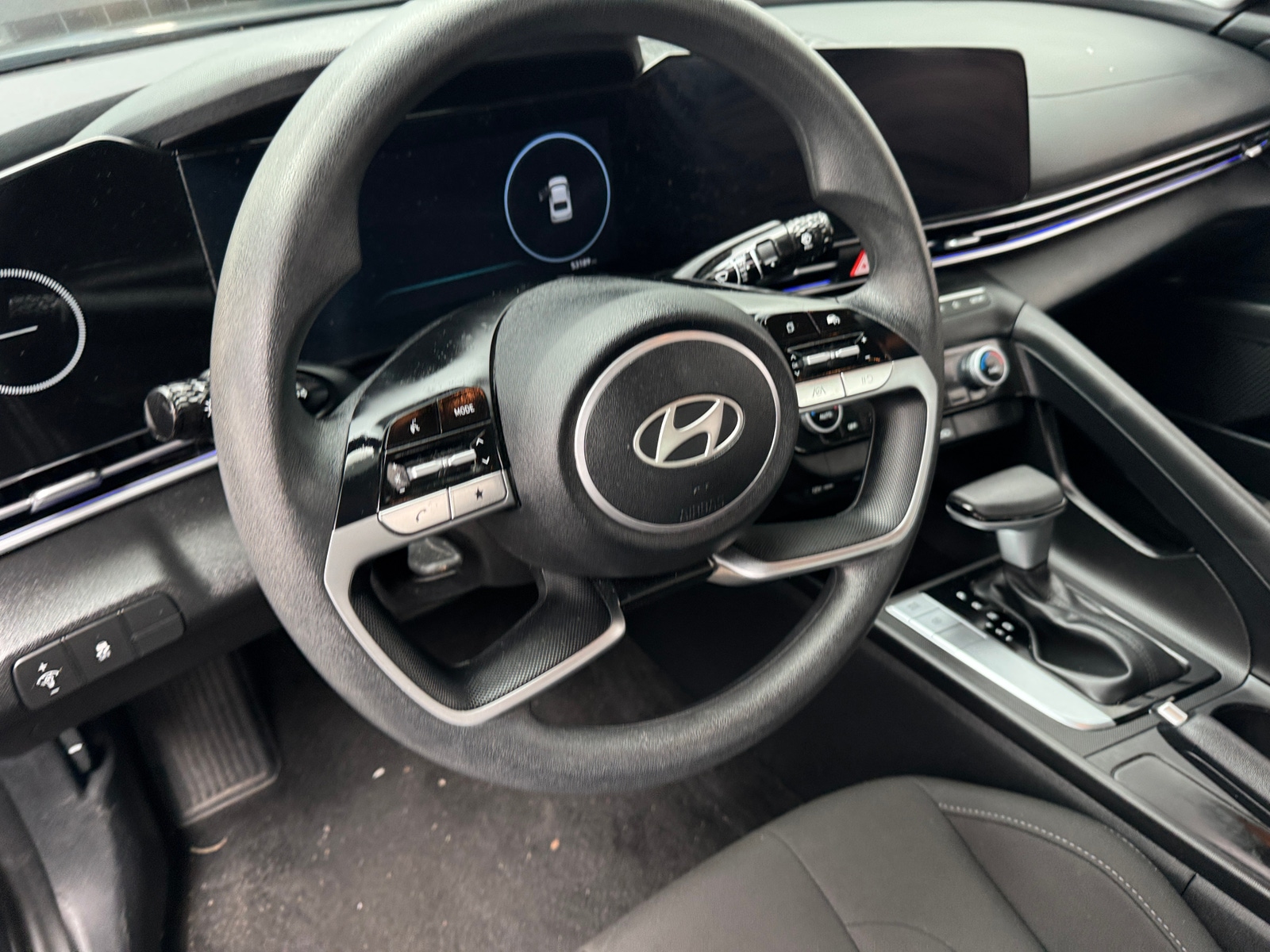 Thumbnail: 2024 Hyundai Elantra - 5