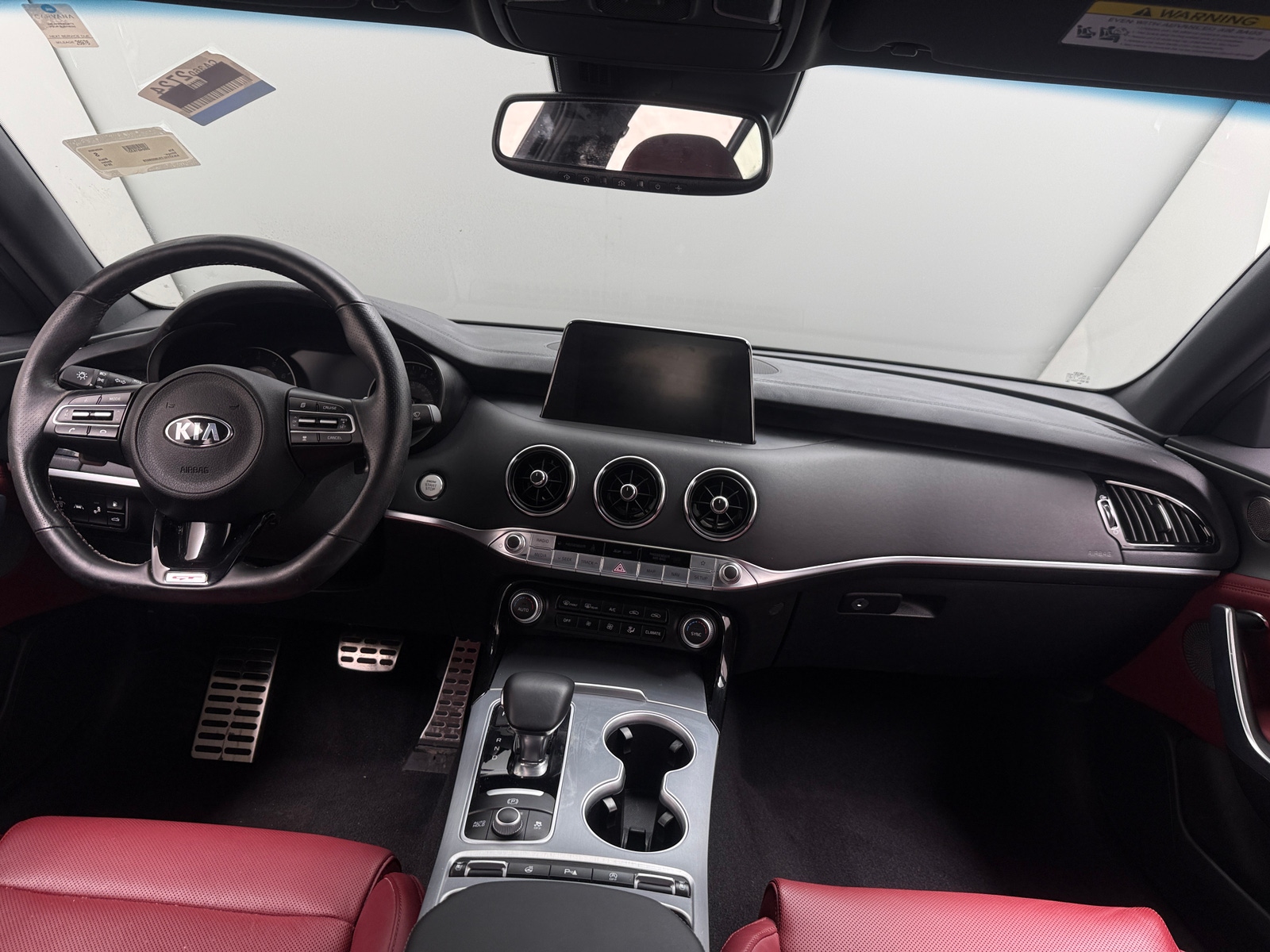 Thumbnail: 2018 Kia Stinger - 2