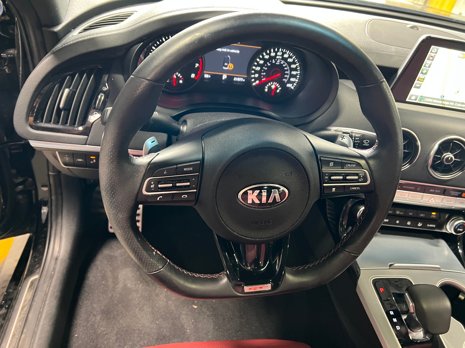 Thumbnail: 2018 Kia Stinger - 4