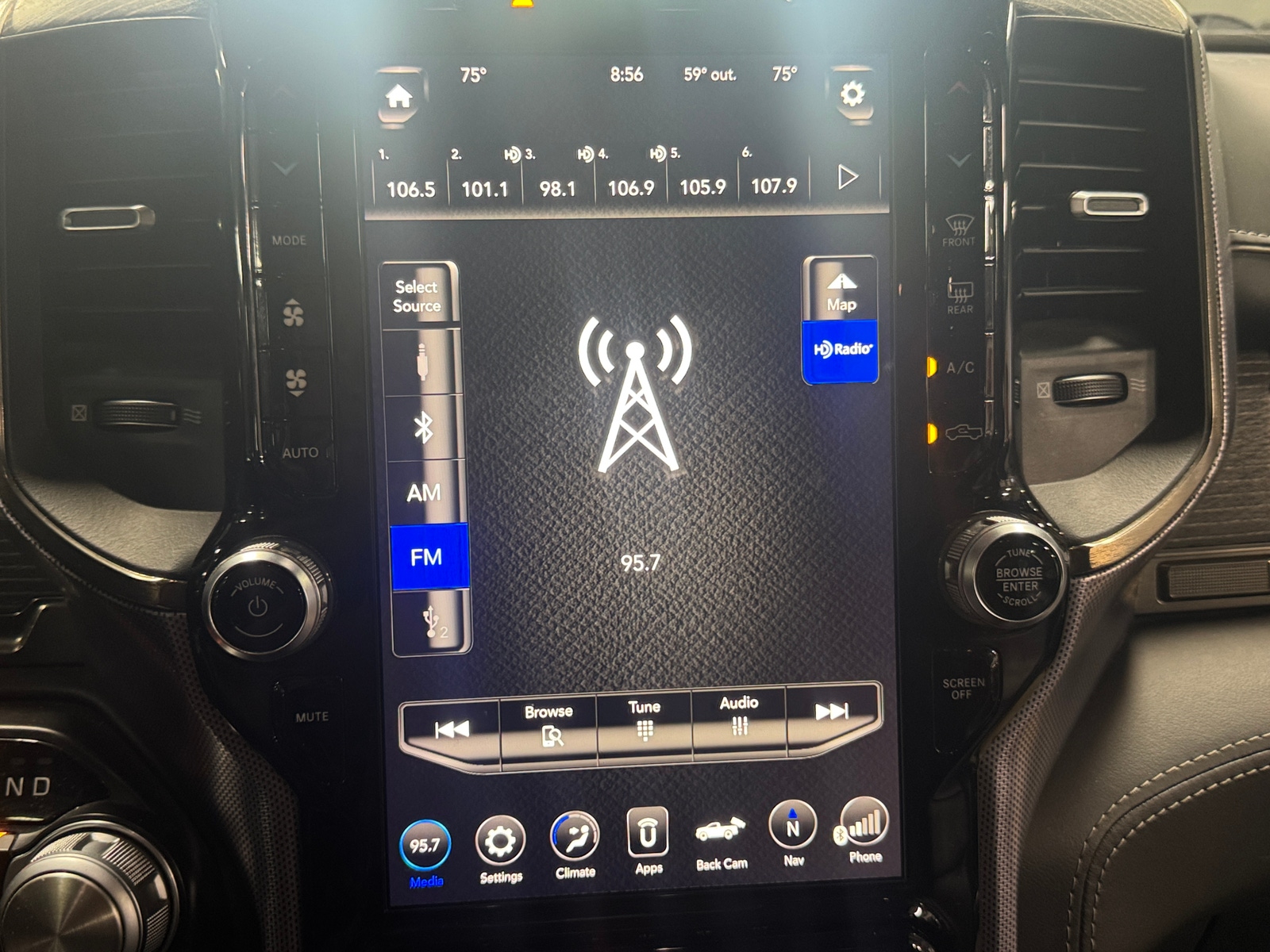 Thumbnail: 2019 RAM 1500 - 3