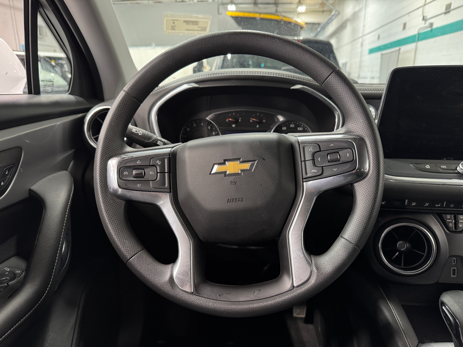 Thumbnail: 2025 Chevrolet Blazer - 5