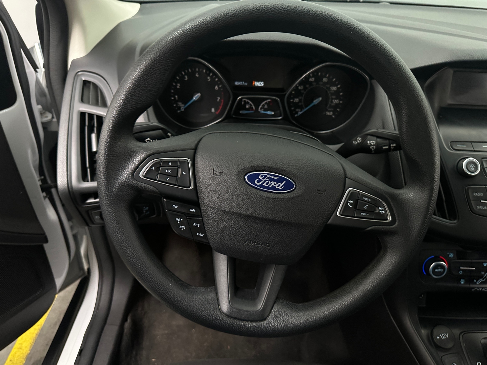 Thumbnail: 2018 Ford Focus - 5