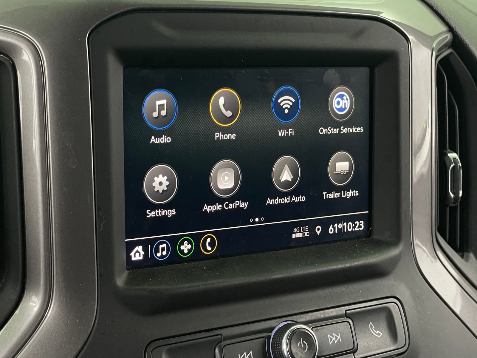 Thumbnail: 2022 Chevrolet Silverado 1500 - 4