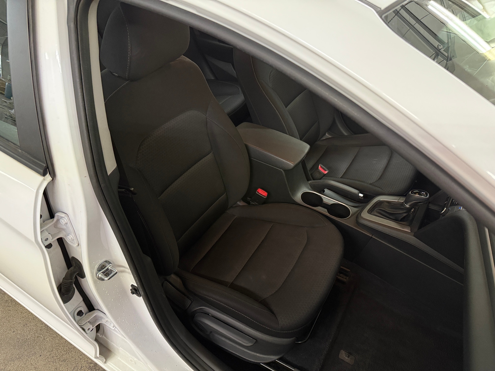 Thumbnail: 2018 Hyundai Elantra - 2