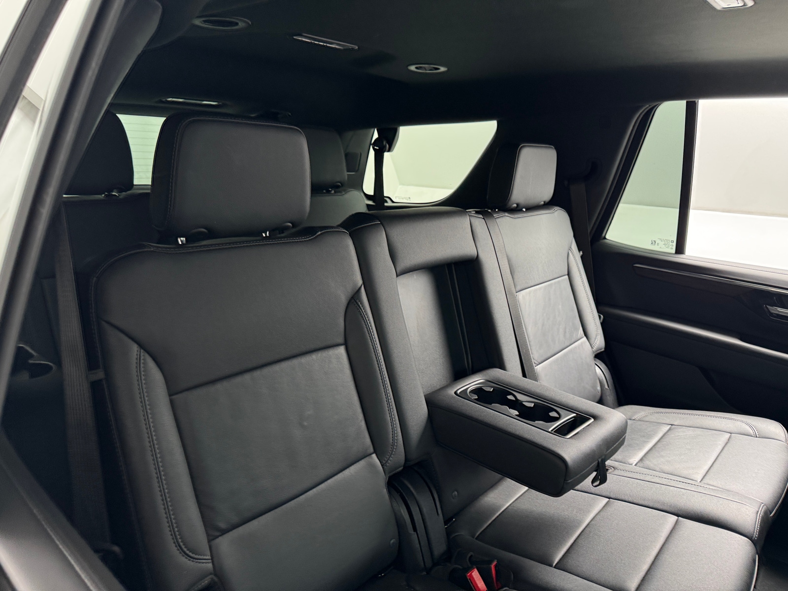 Thumbnail: 2025 Chevrolet Tahoe - 5