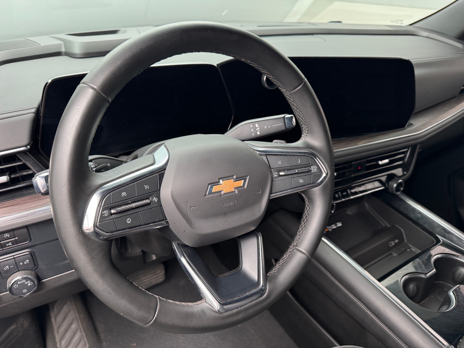 Thumbnail: 2025 Chevrolet Tahoe - 4