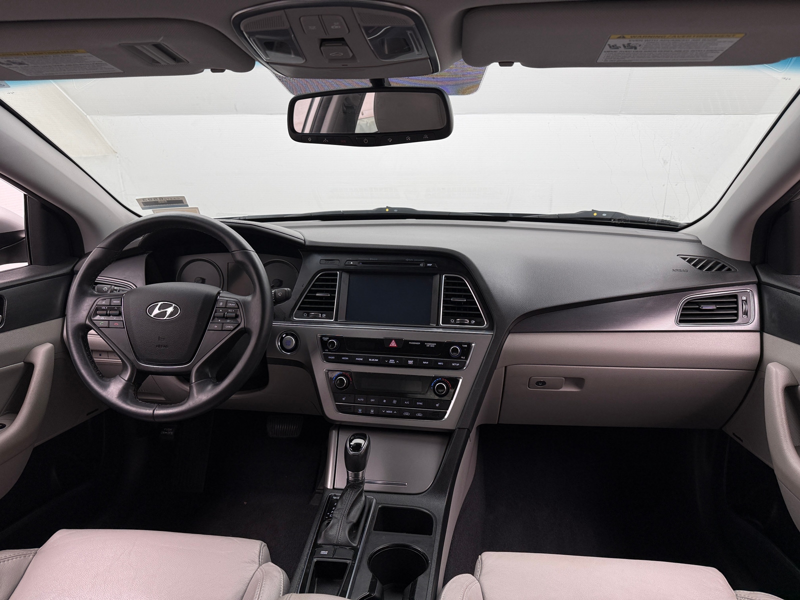 Thumbnail: 2016 Hyundai Sonata - 3