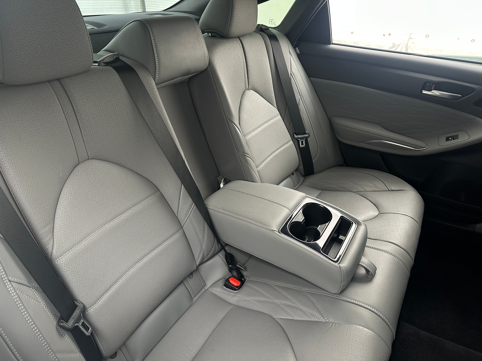 Thumbnail: 2019 Toyota Avalon - 5