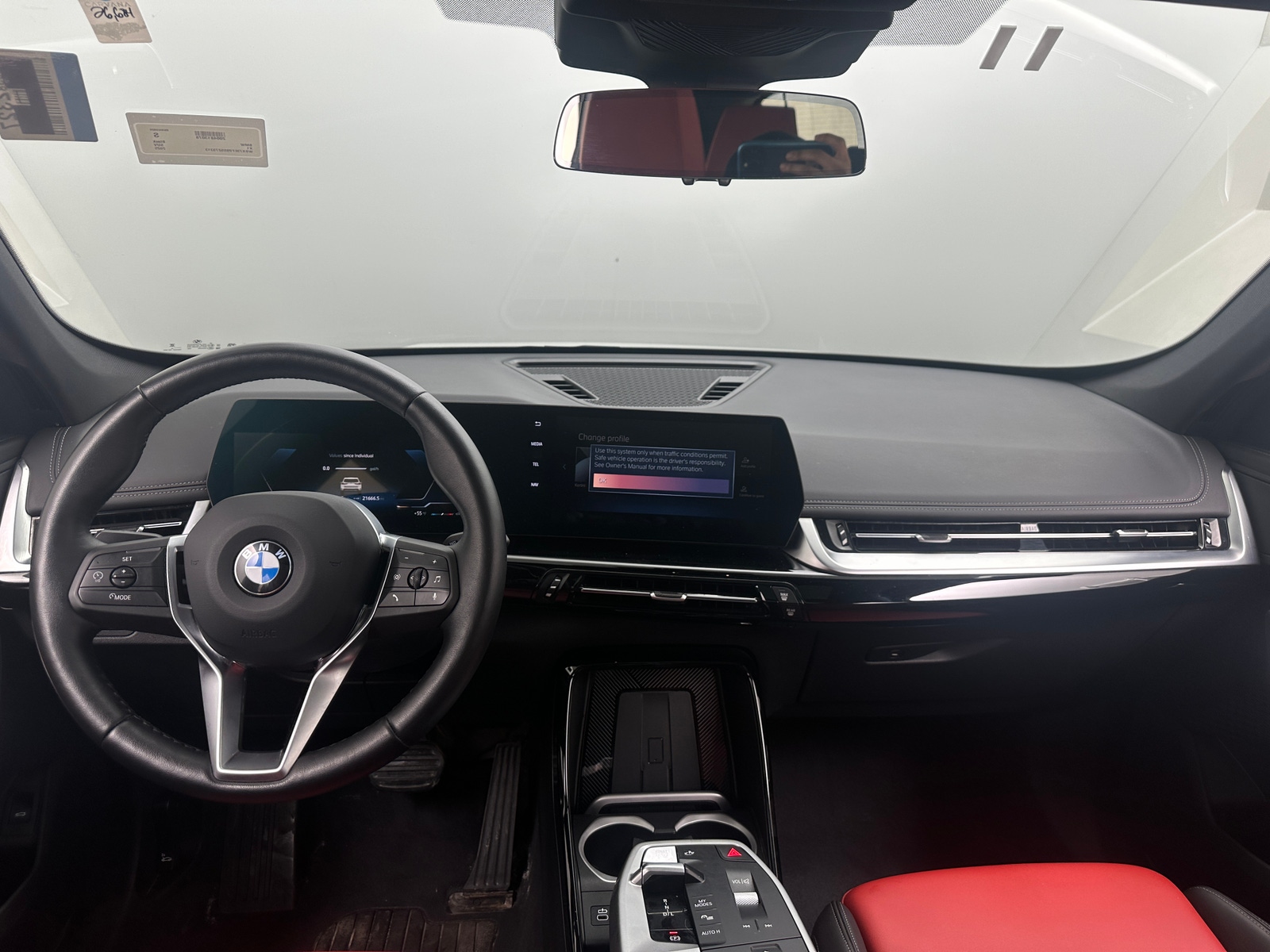 Thumbnail: 2025 BMW X1 - 2