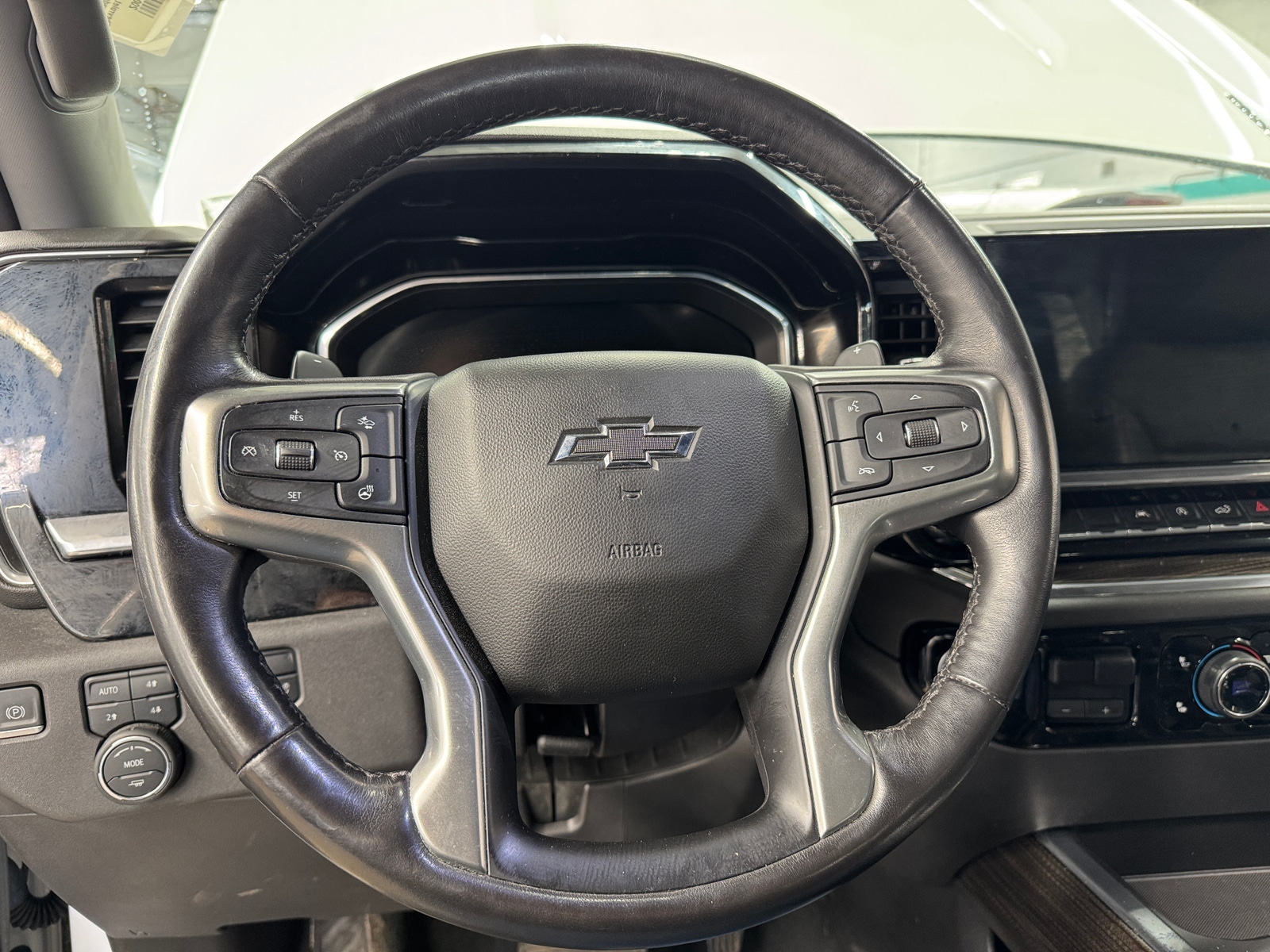 Thumbnail: 2022 Chevrolet Silverado 1500 - 4
