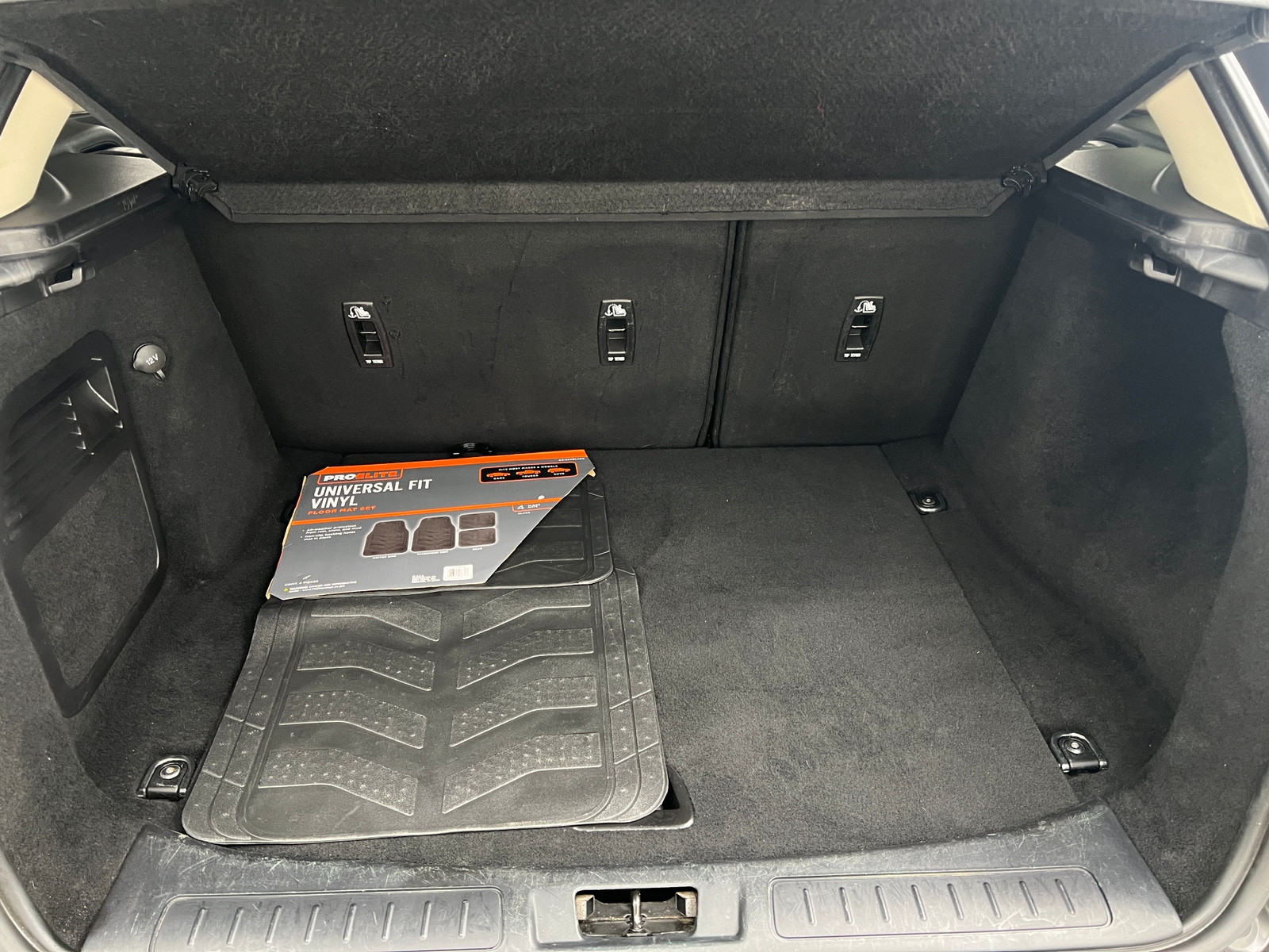 Thumbnail: 2016 Land Rover Range Rover Evoque - 6