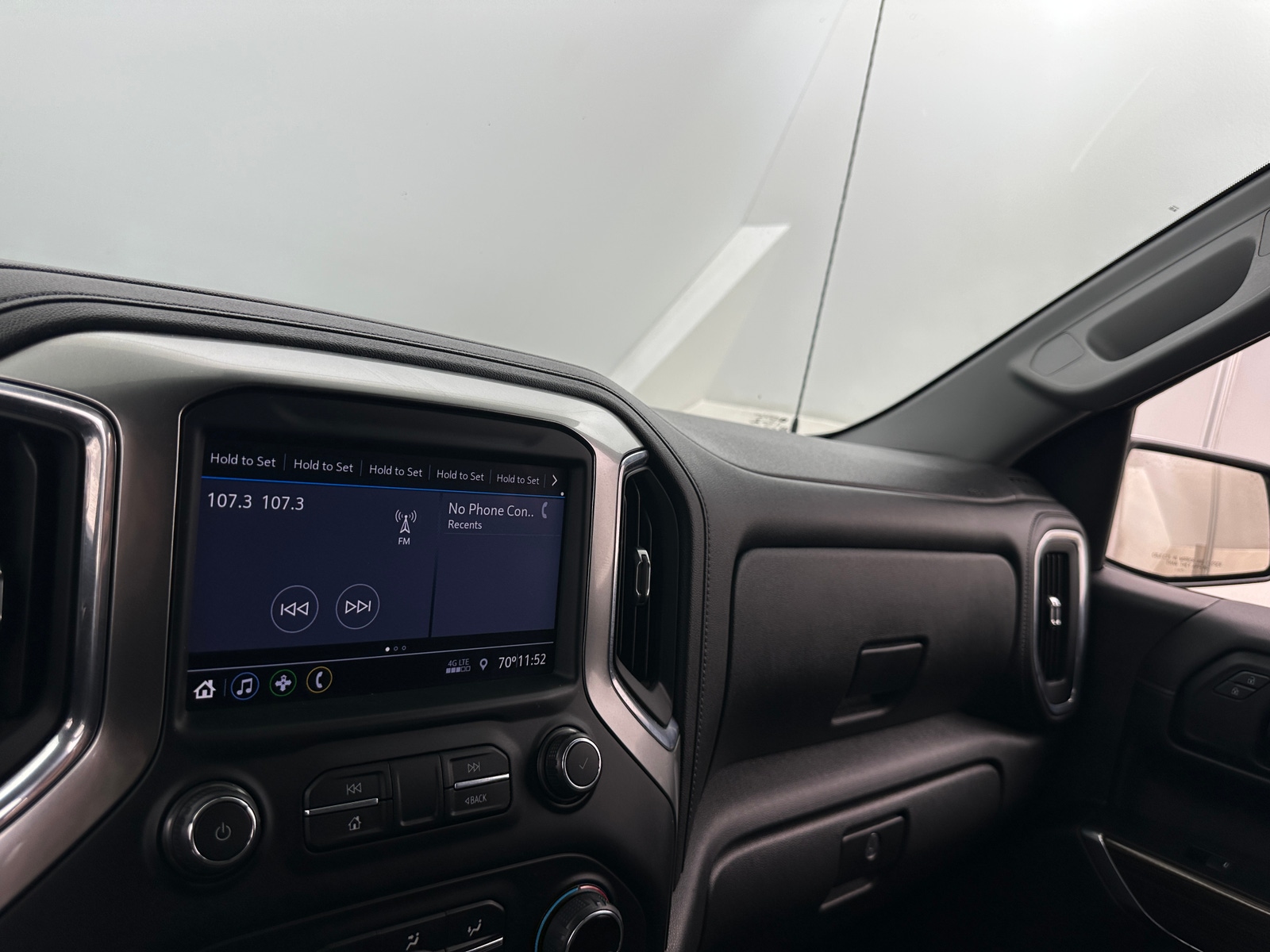 Thumbnail: 2021 Chevrolet Silverado 1500 - 4