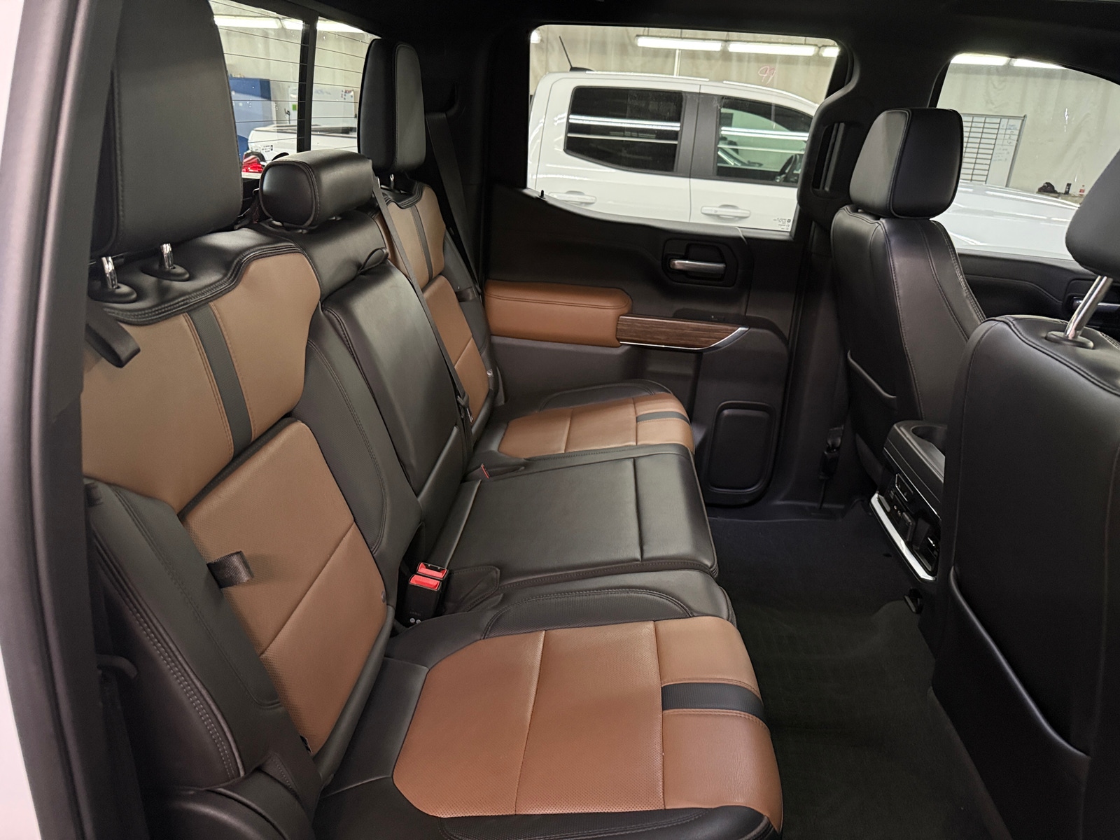 Thumbnail: 2021 Chevrolet Silverado 1500 - 4