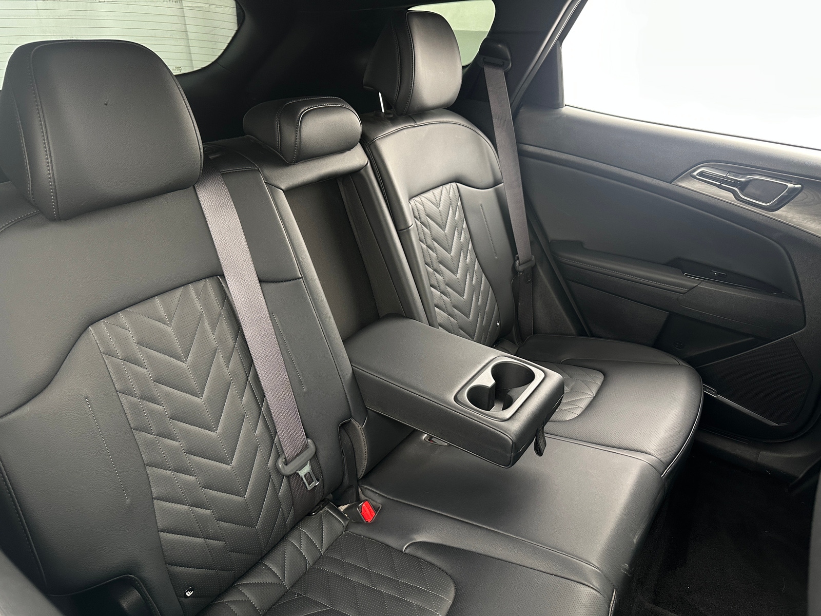 Thumbnail: 2023 Kia Sportage - 5