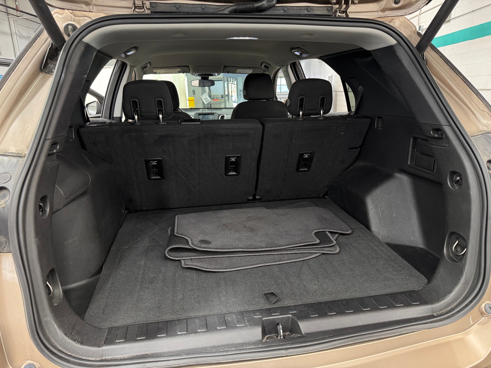 Thumbnail: 2018 Chevrolet Equinox - 7