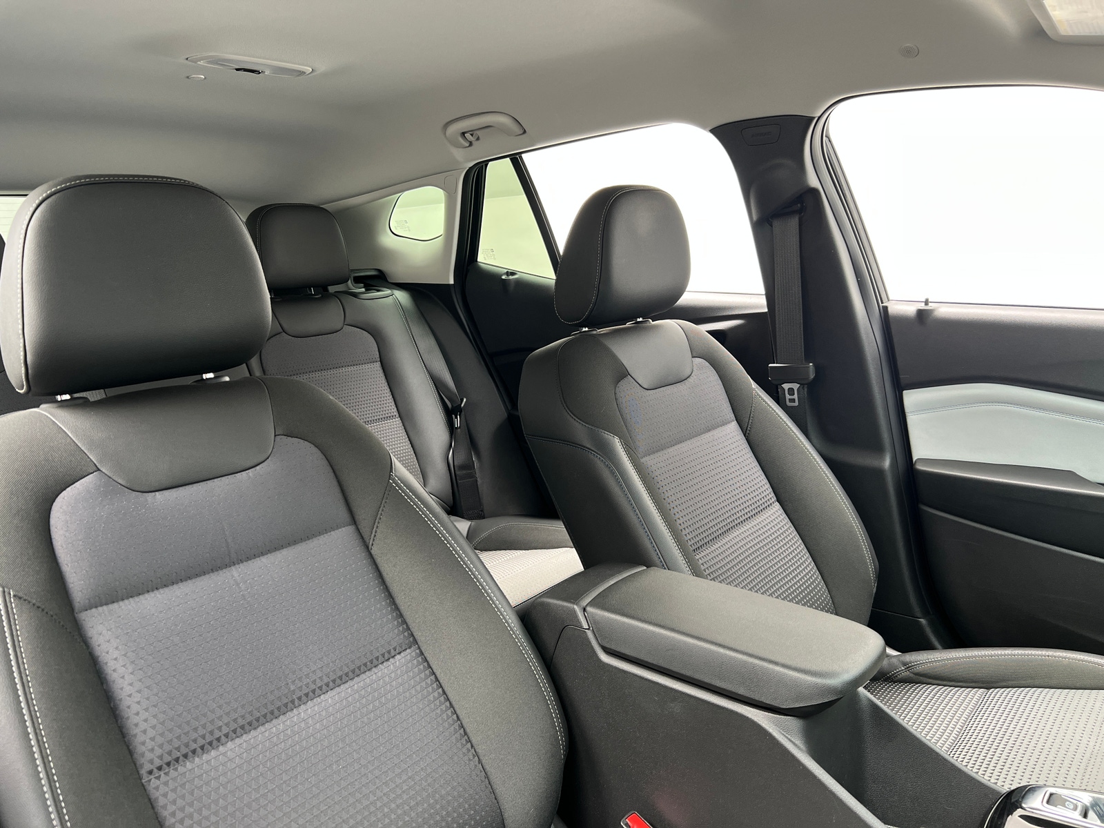 Thumbnail: 2025 Chevrolet Trax - 2