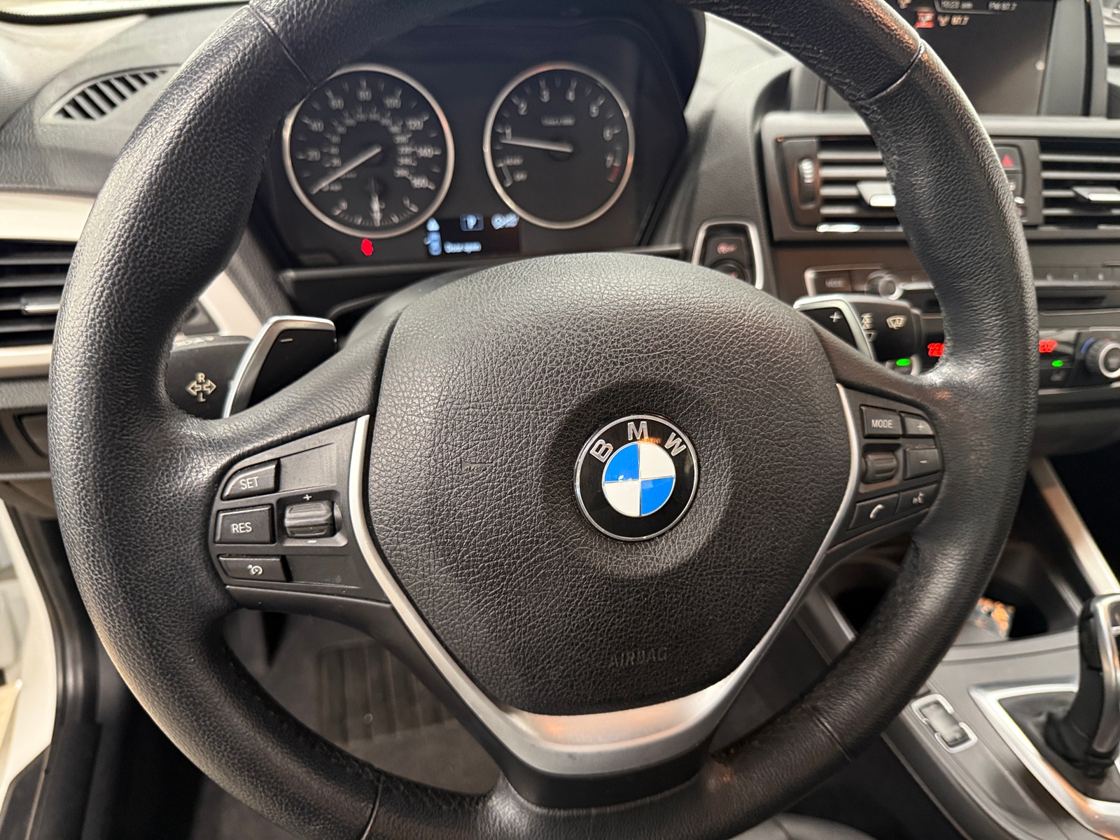 Thumbnail: 2015 BMW 2 Series - 3