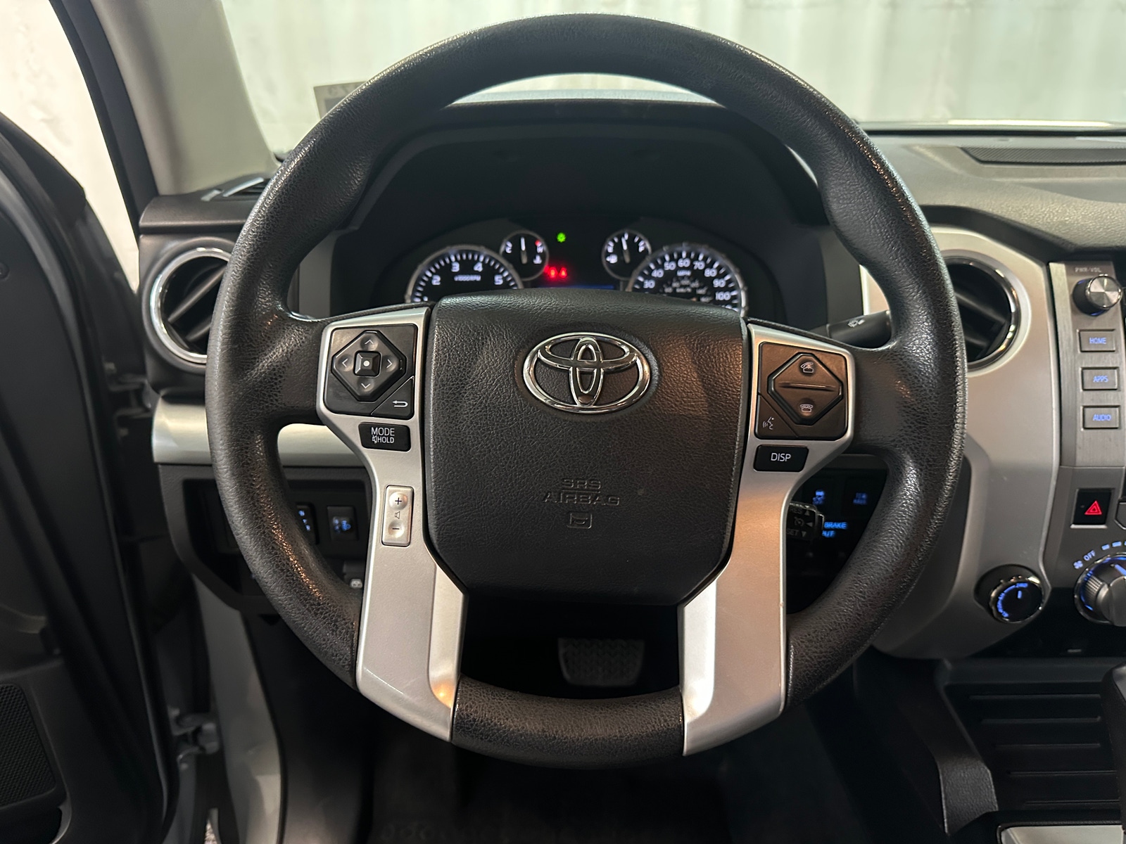 Thumbnail: 2017 Toyota Tundra - 5