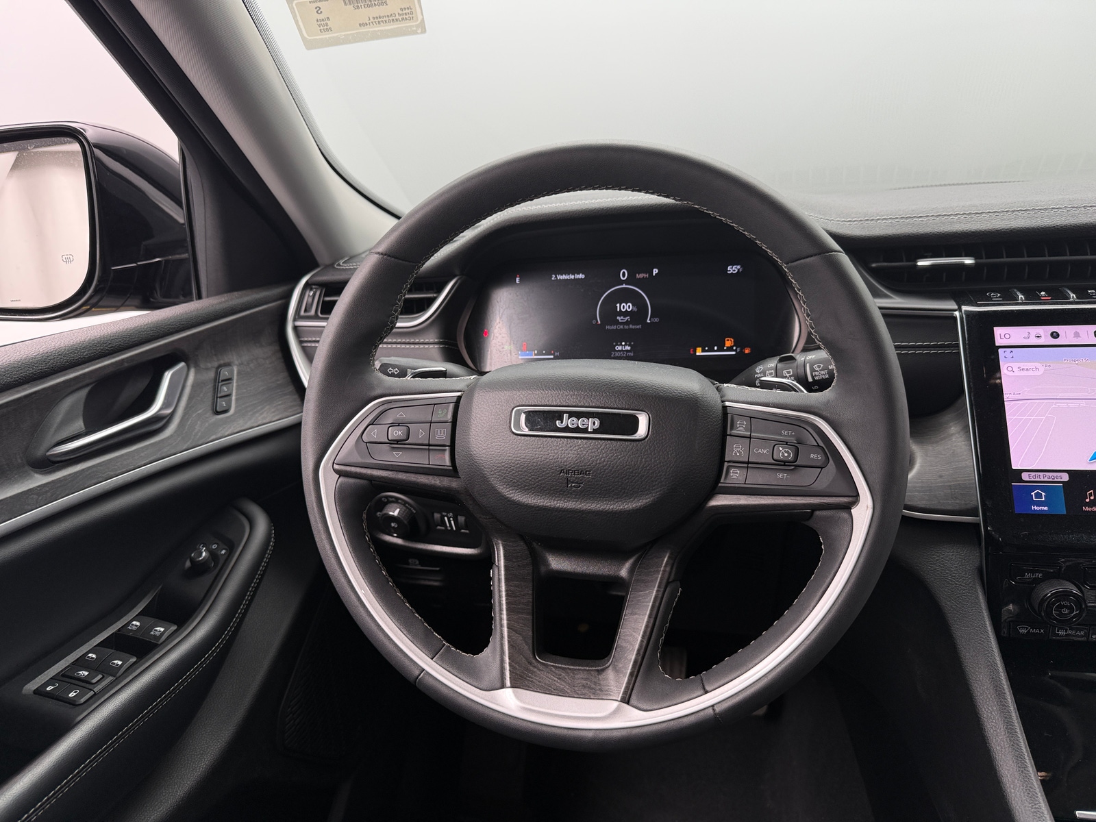 Thumbnail: 2023 Jeep Grand Cherokee L - 4