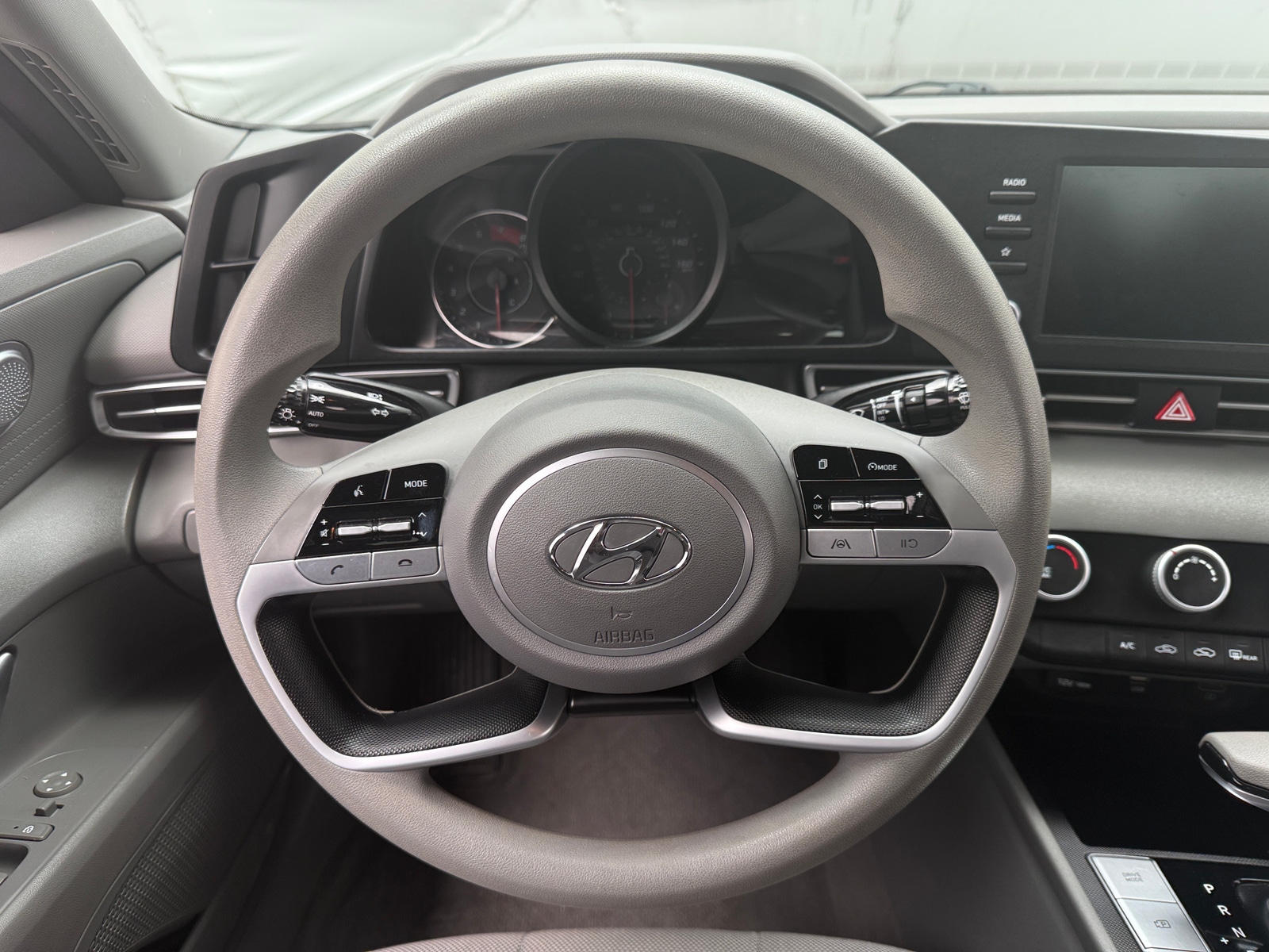 Thumbnail: 2022 Hyundai Elantra - 5