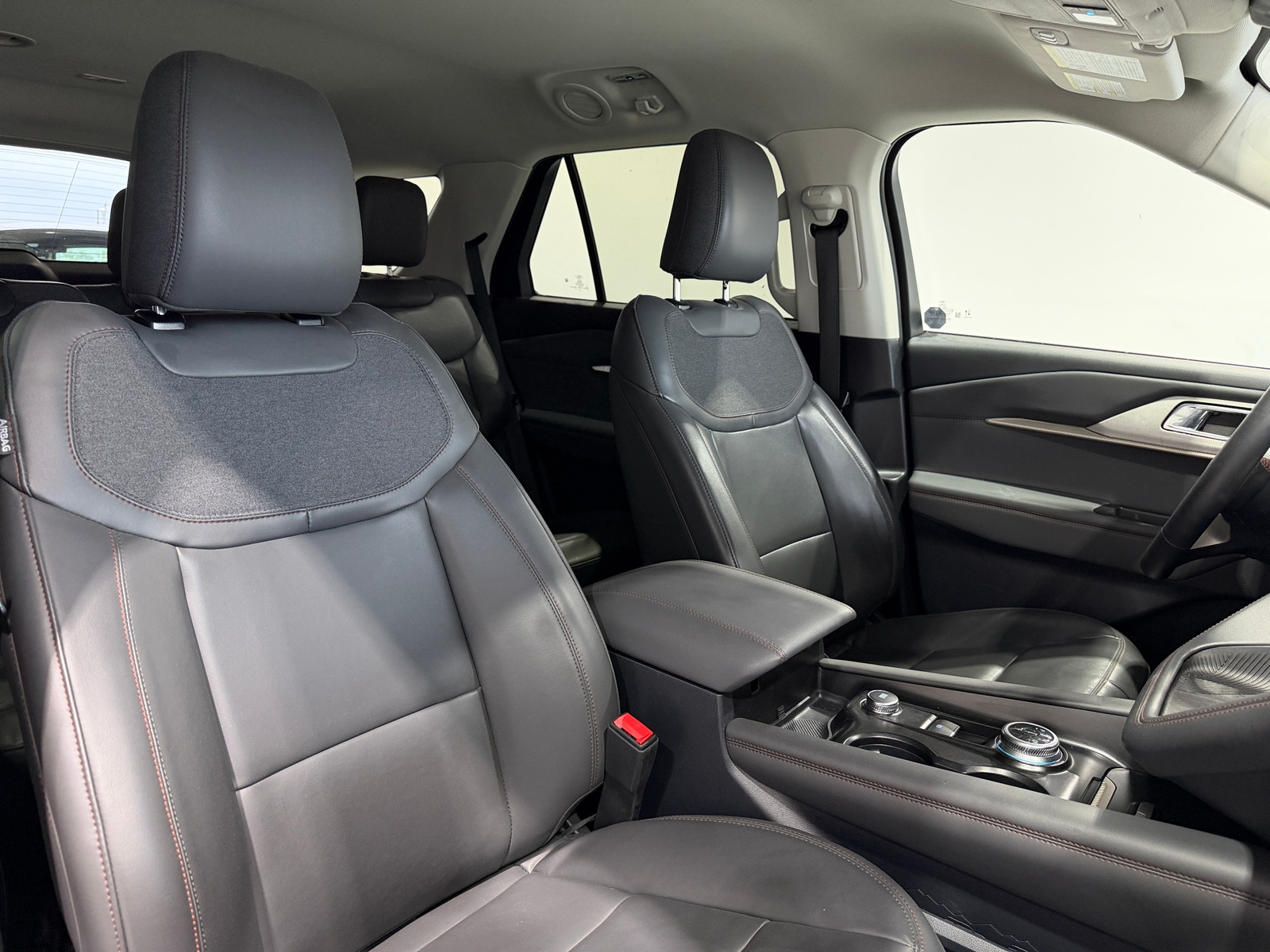 Thumbnail: 2025 Ford Explorer - 2