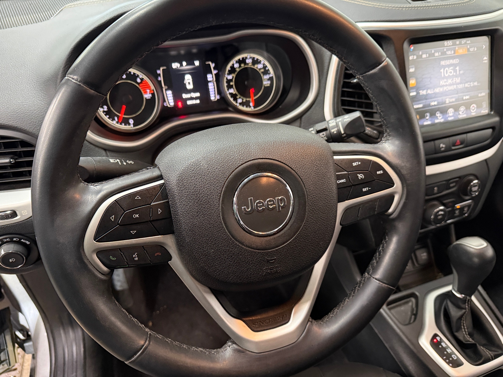 Thumbnail: 2018 Jeep Cherokee - 5