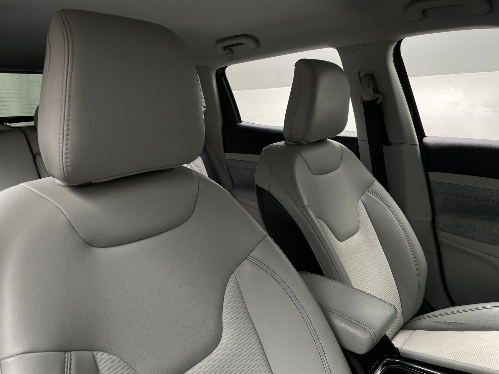 Thumbnail: 2022 Jeep Compass - 2