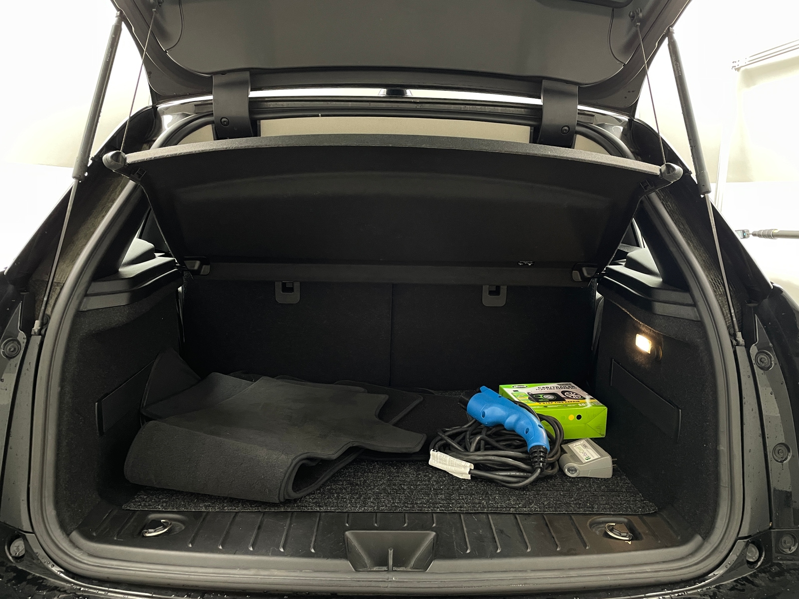 Thumbnail: 2016 BMW i3 - 7