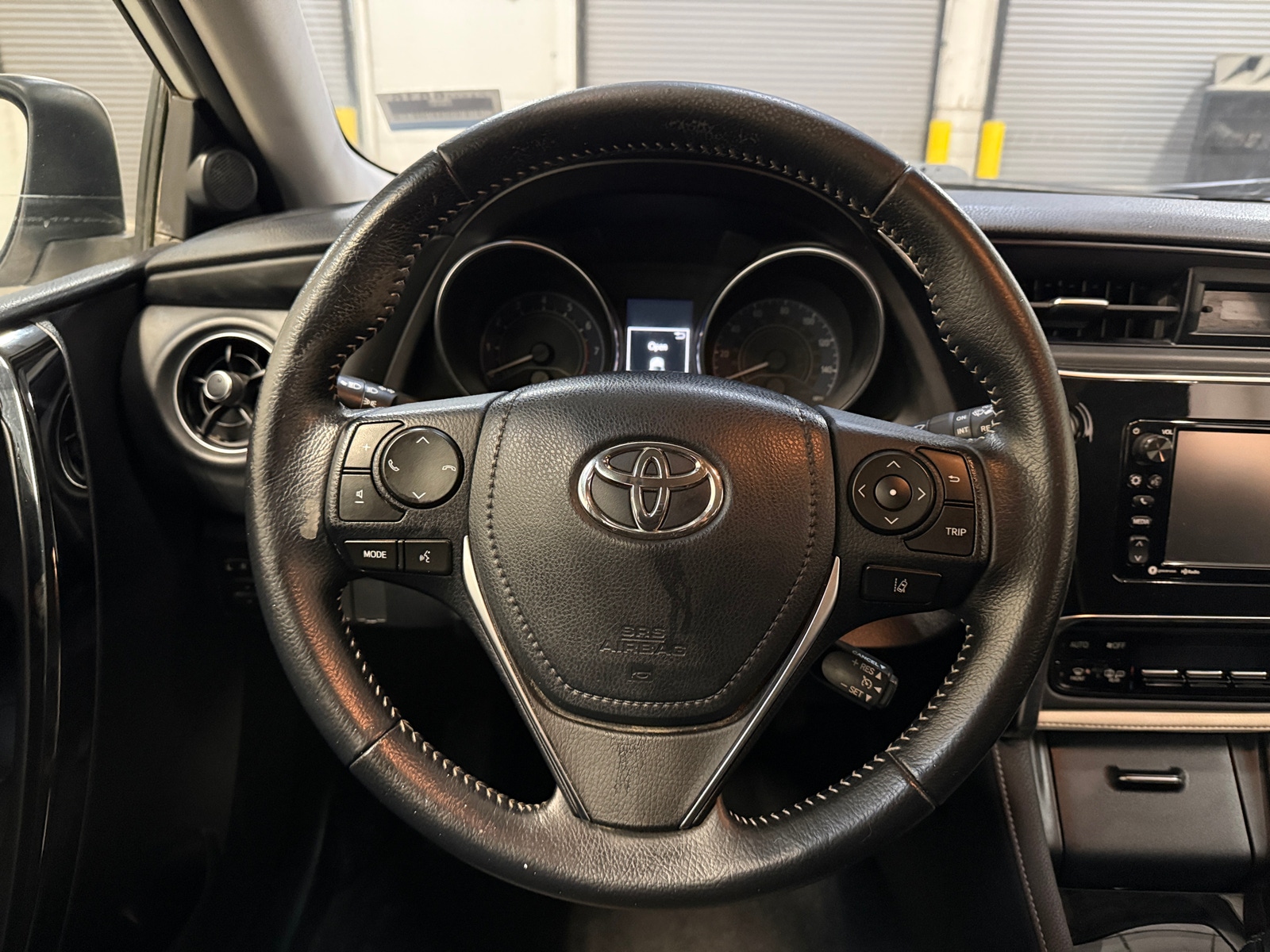 Thumbnail: 2017 Toyota Corolla iM - 5