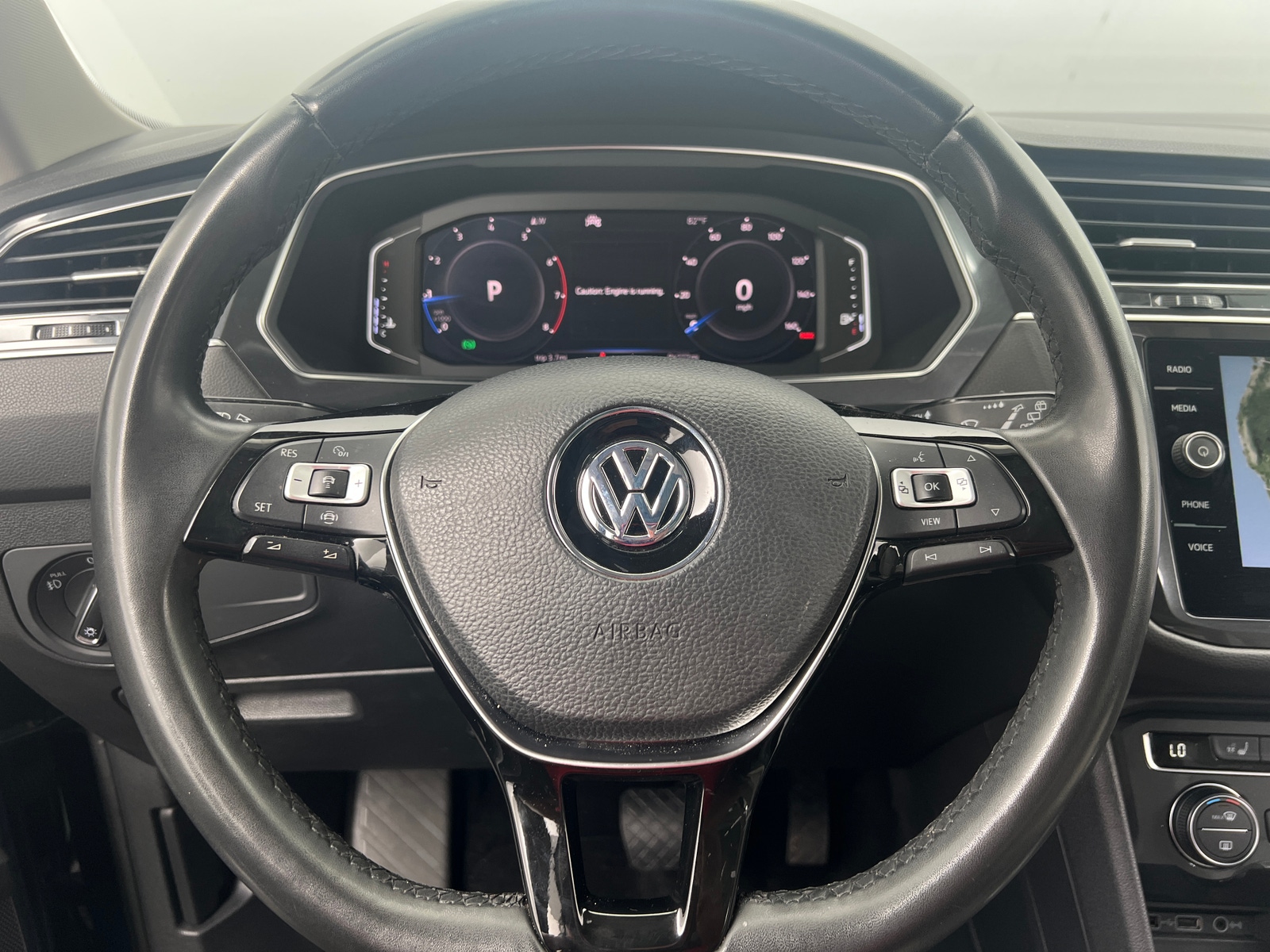 Thumbnail: 2020 Volkswagen Tiguan - 4