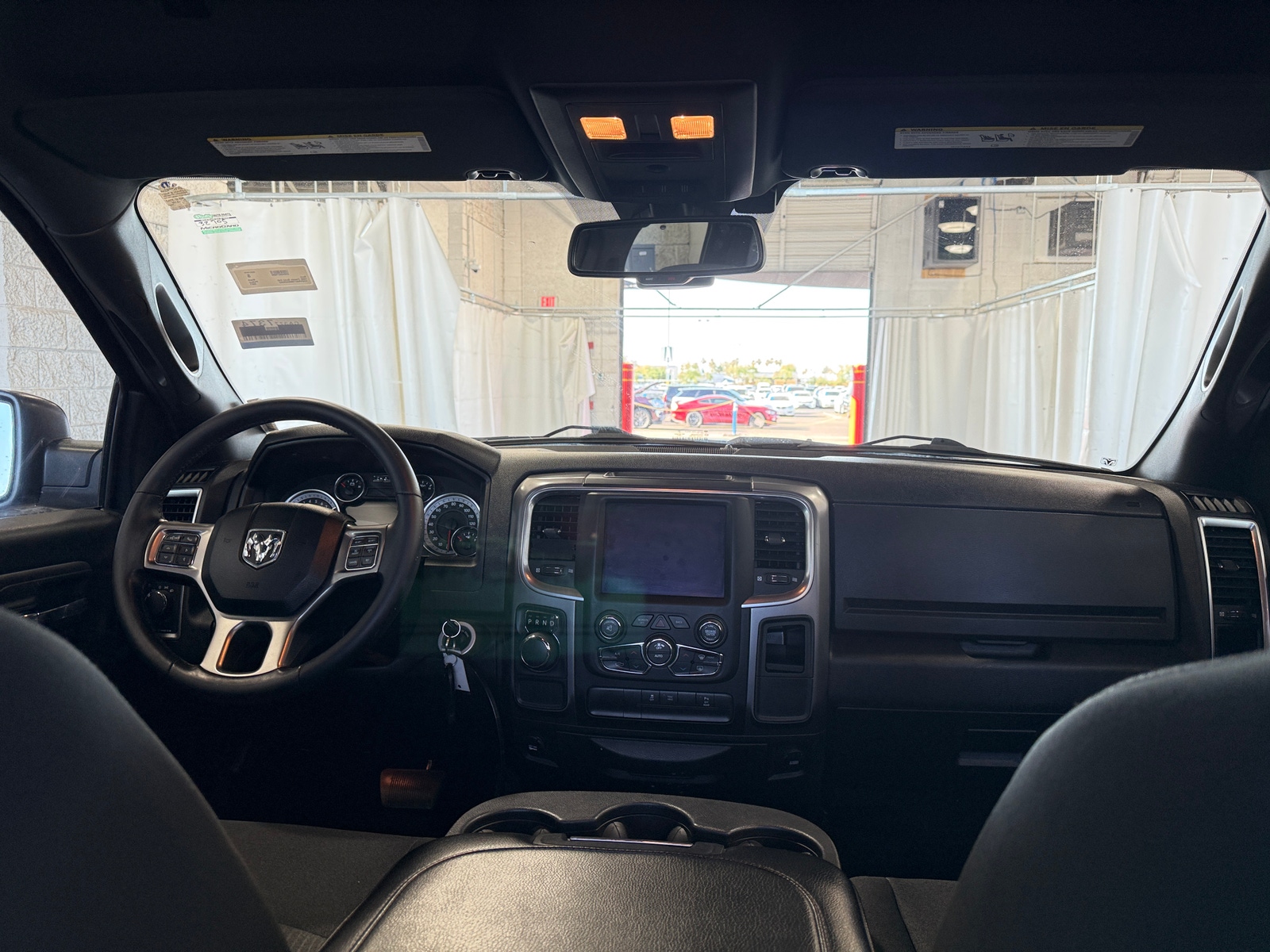 Thumbnail: 2021 RAM 1500 Classic - 3