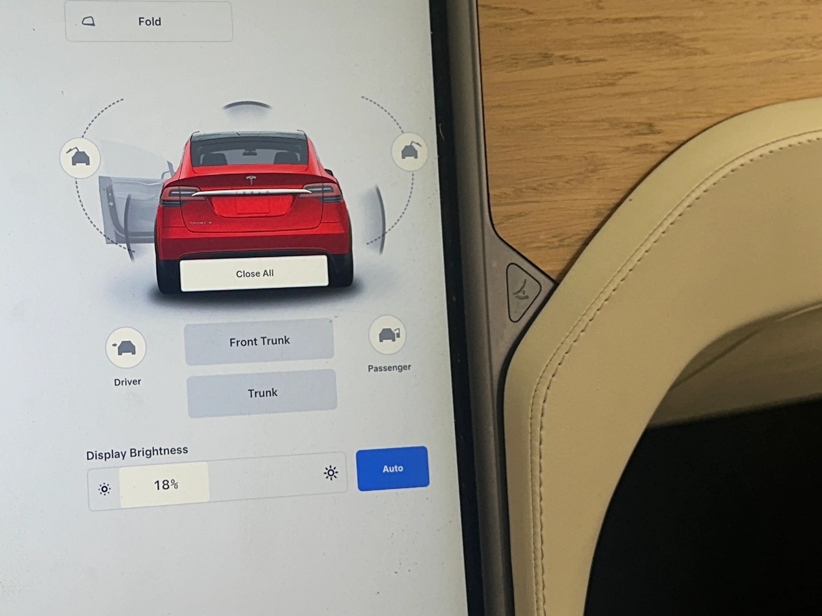 Thumbnail: 2018 Tesla Model X - 3