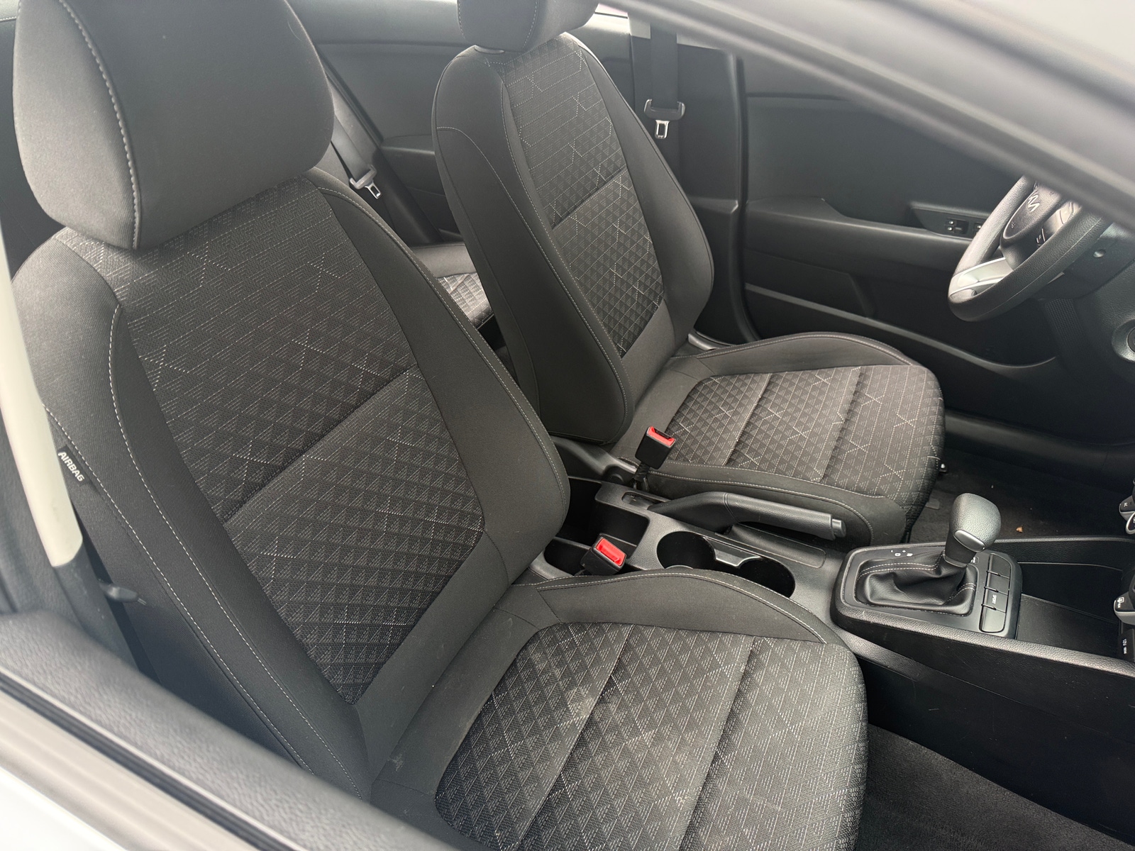 Thumbnail: 2023 Kia Rio - 2
