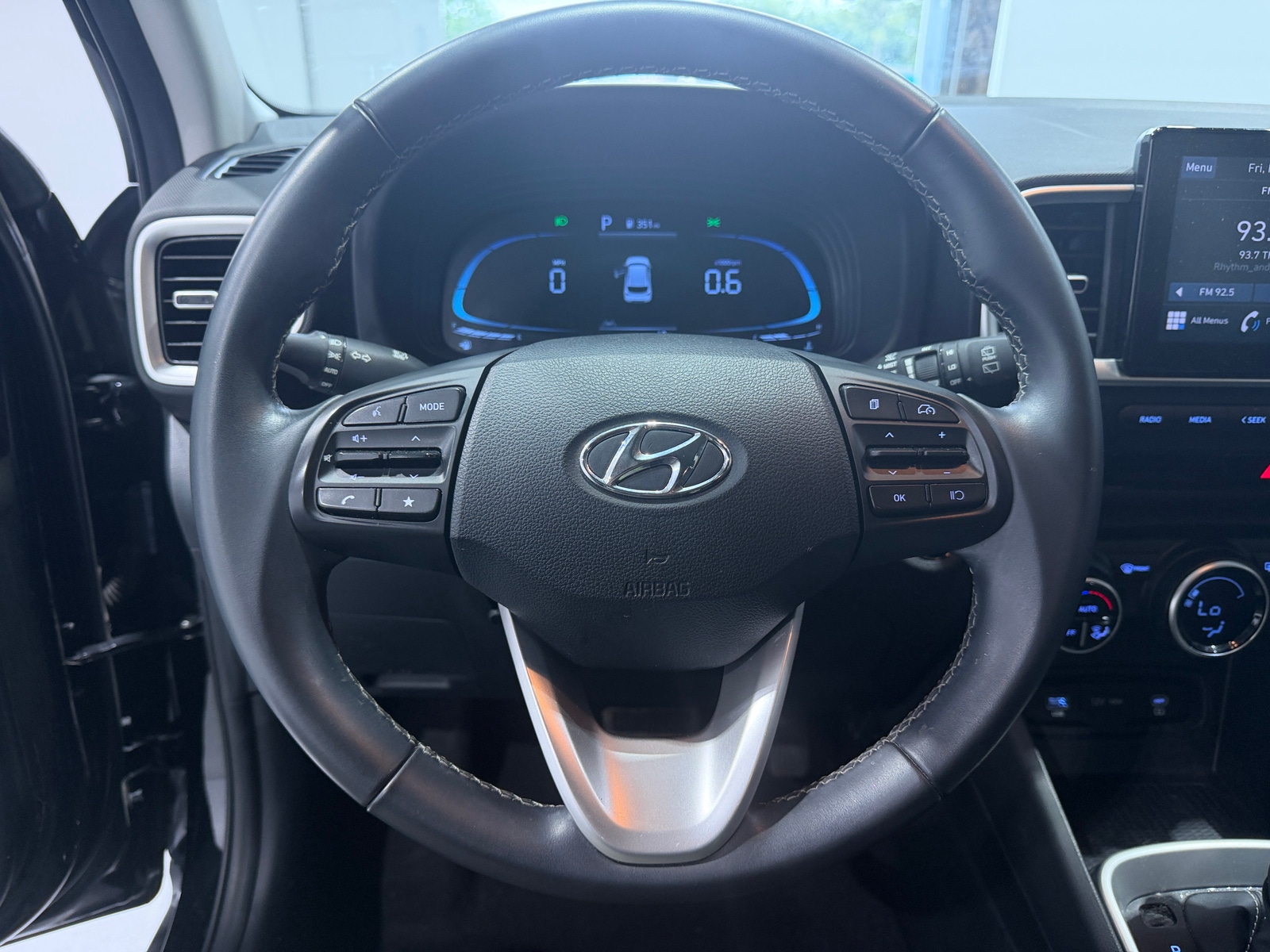 Thumbnail: 2024 Hyundai Venue - 5