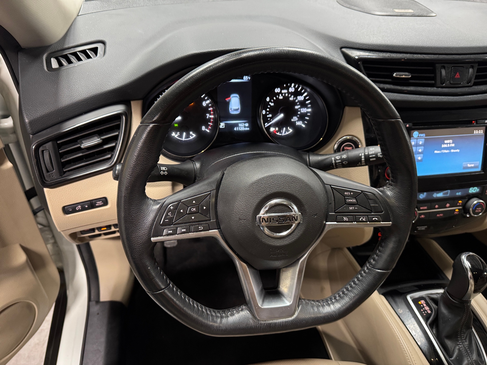 Thumbnail: 2017 Nissan Rogue - 4