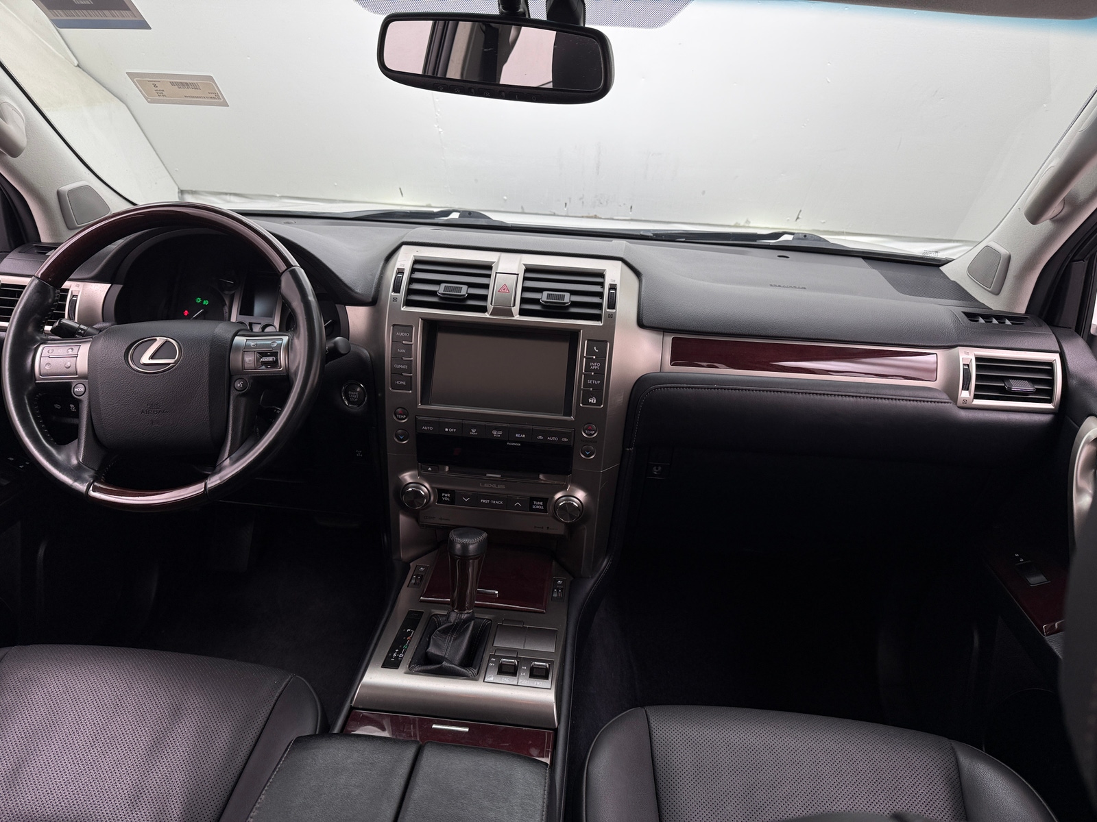 Thumbnail: 2019 Lexus GX - 2