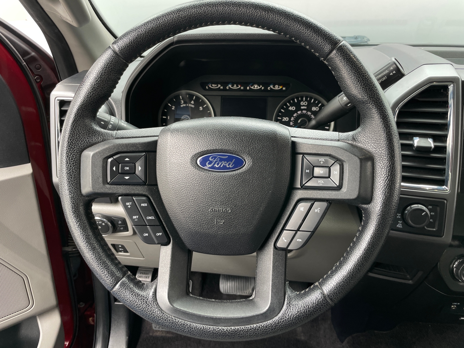 Thumbnail: 2015 Ford Econoline - 5