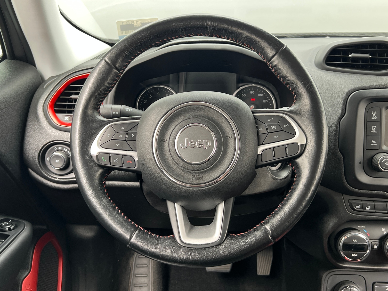 Thumbnail: 2017 Jeep Renegade - 5