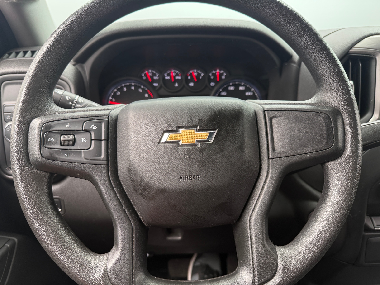 Thumbnail: 2025 Chevrolet Silverado 1500 - 5