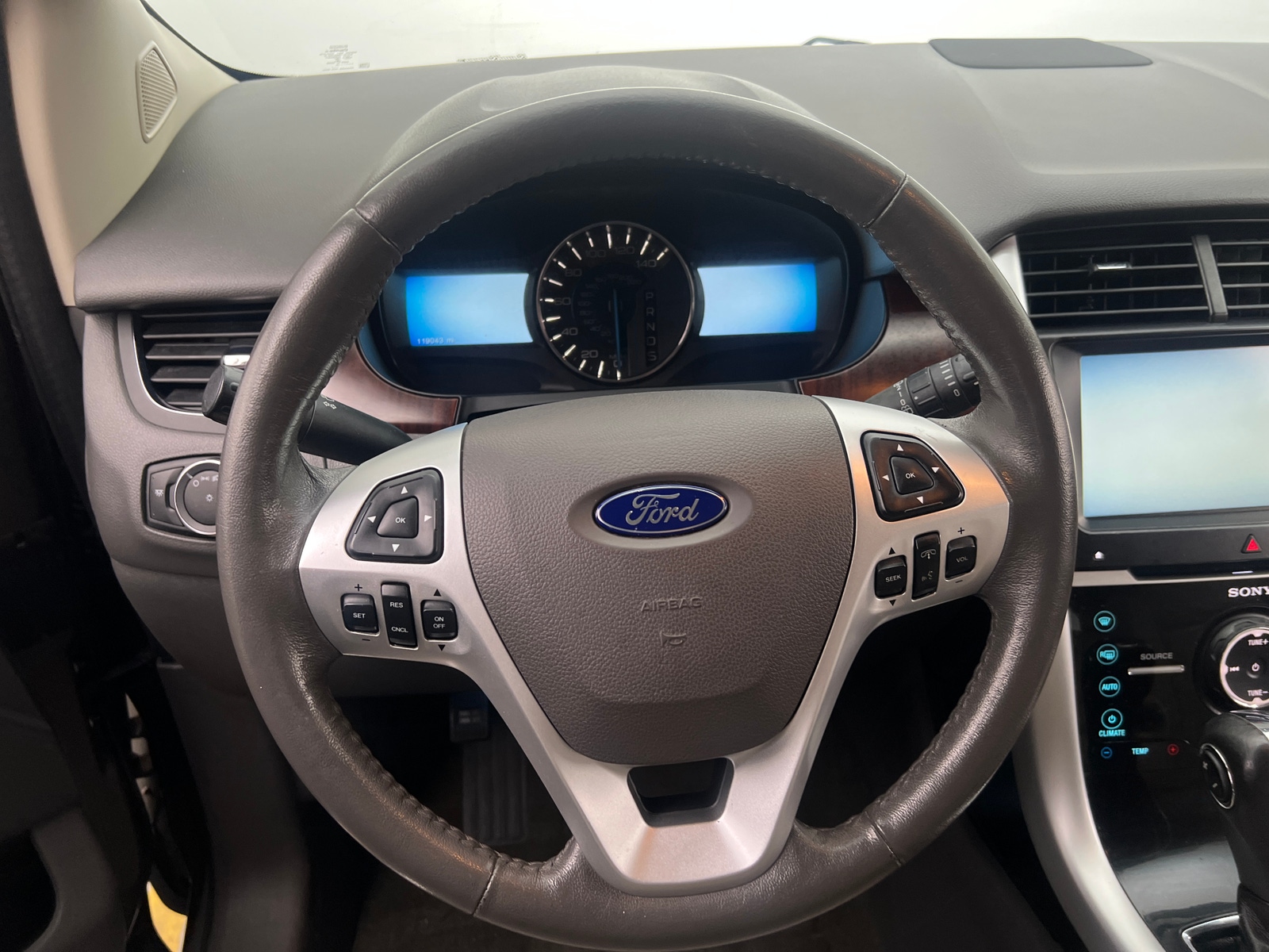 Thumbnail: 2014 Ford Edge - 4